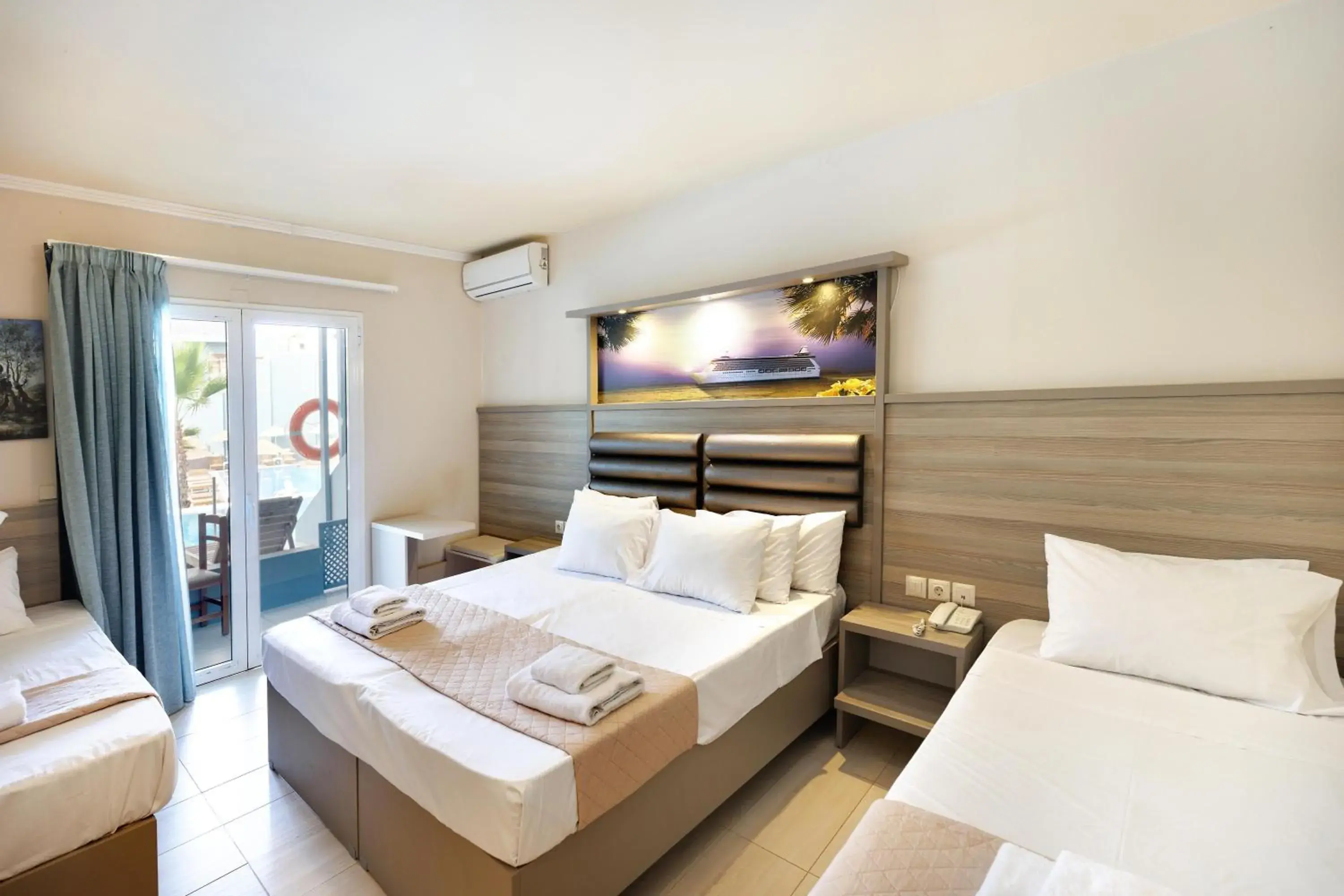 Photo of the whole room in SunBay Hotel Photo of the whole room in SunBay Hotel