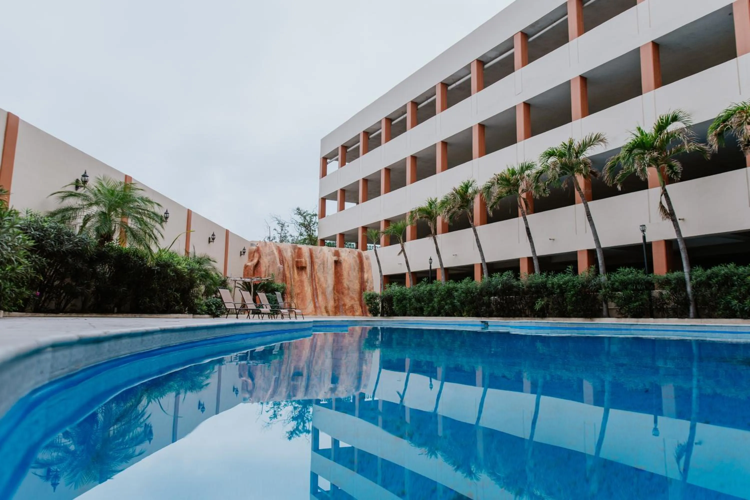 Property building in Royal Garden Reynosa