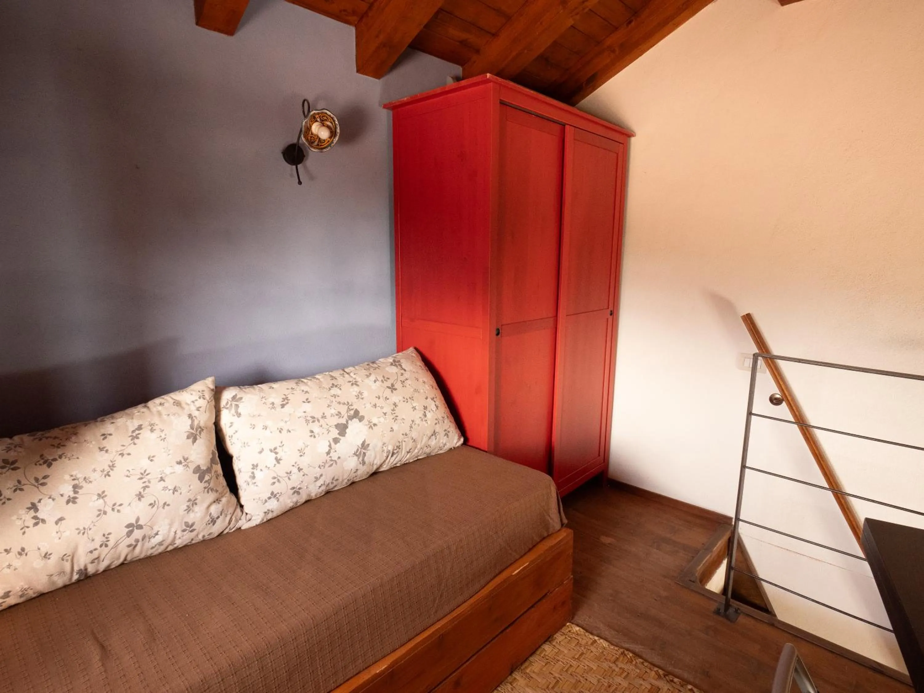Seating area in Casa Etnea