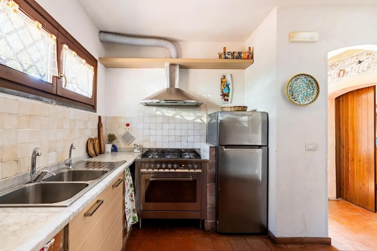 Kitchen or kitchenette in Casa Etnea