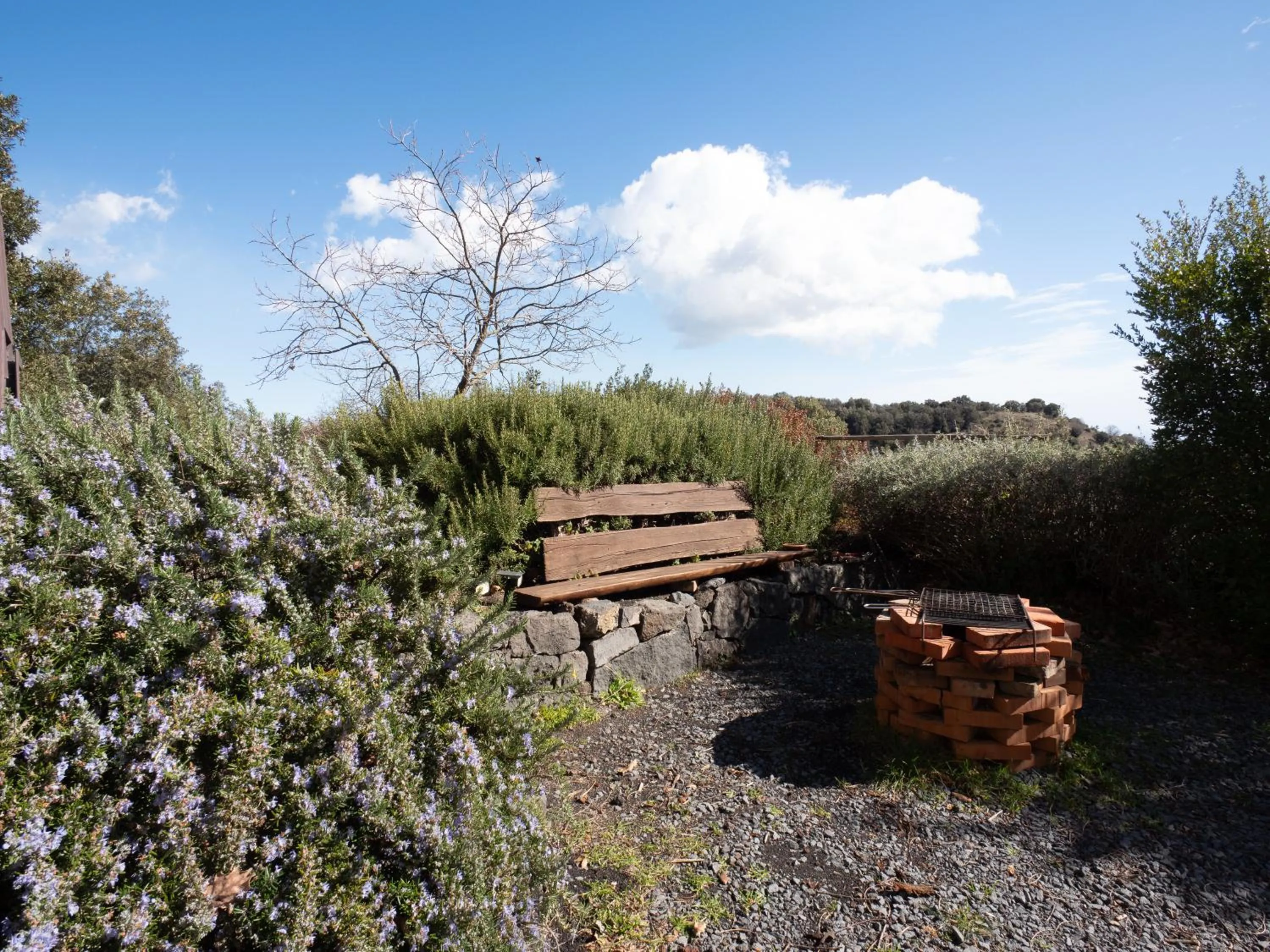 BBQ facilities in Casa Etnea