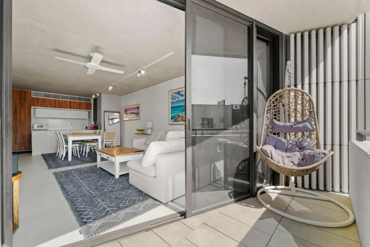 Premium Bondi Beach 2 Bedroom with Beach view and parking