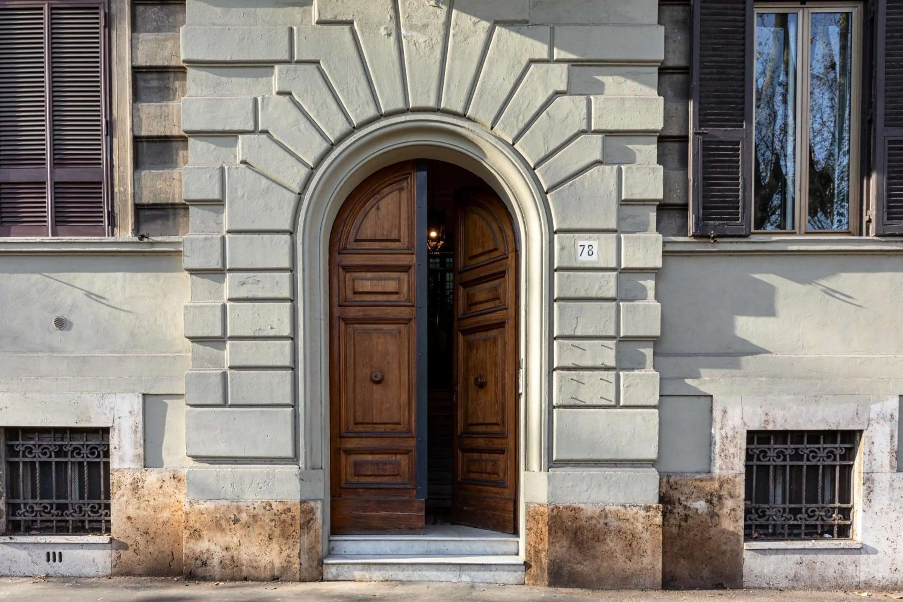 Facade/entrance in Trastevere Suites - Top Collection