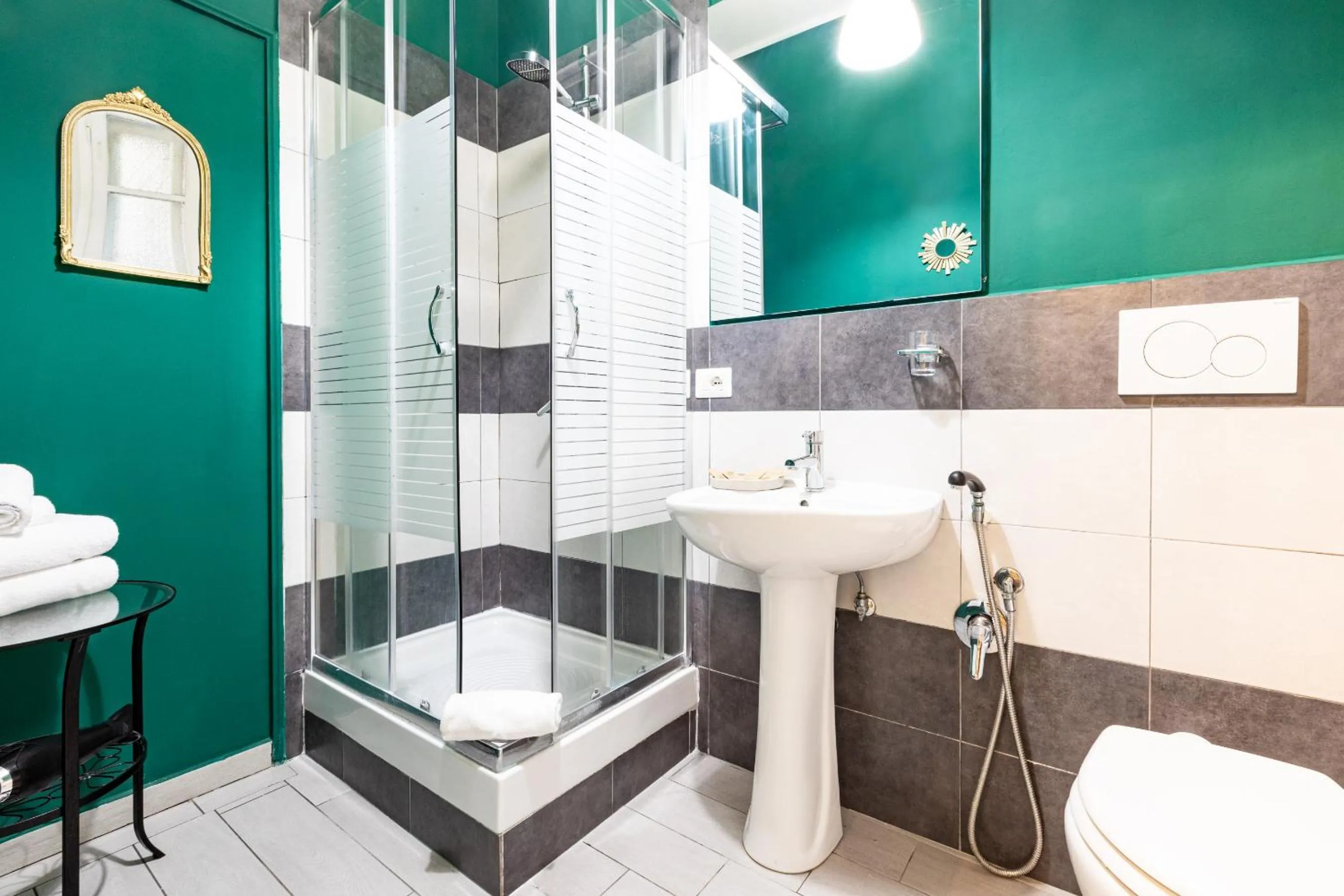 Shower in Trastevere Suites - Top Collection
