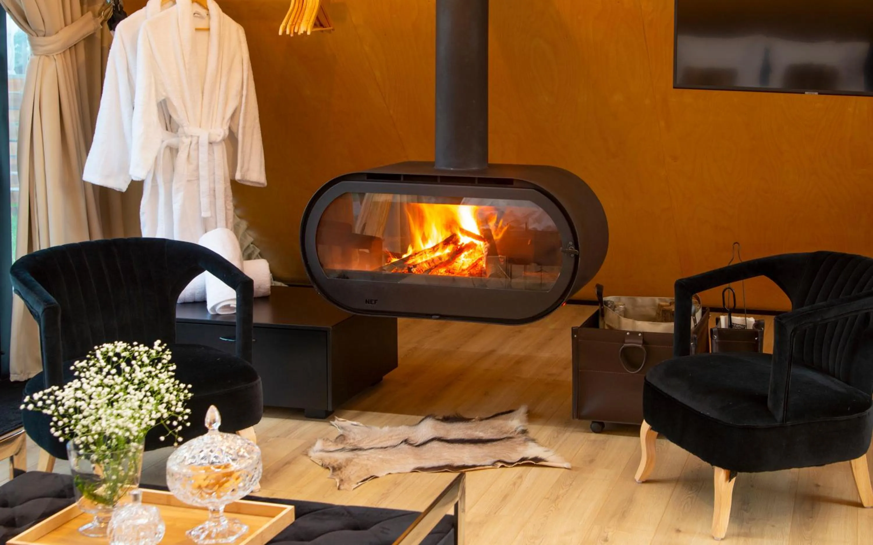 Seating area in 3 Hills Boutique - The Ranch Experience