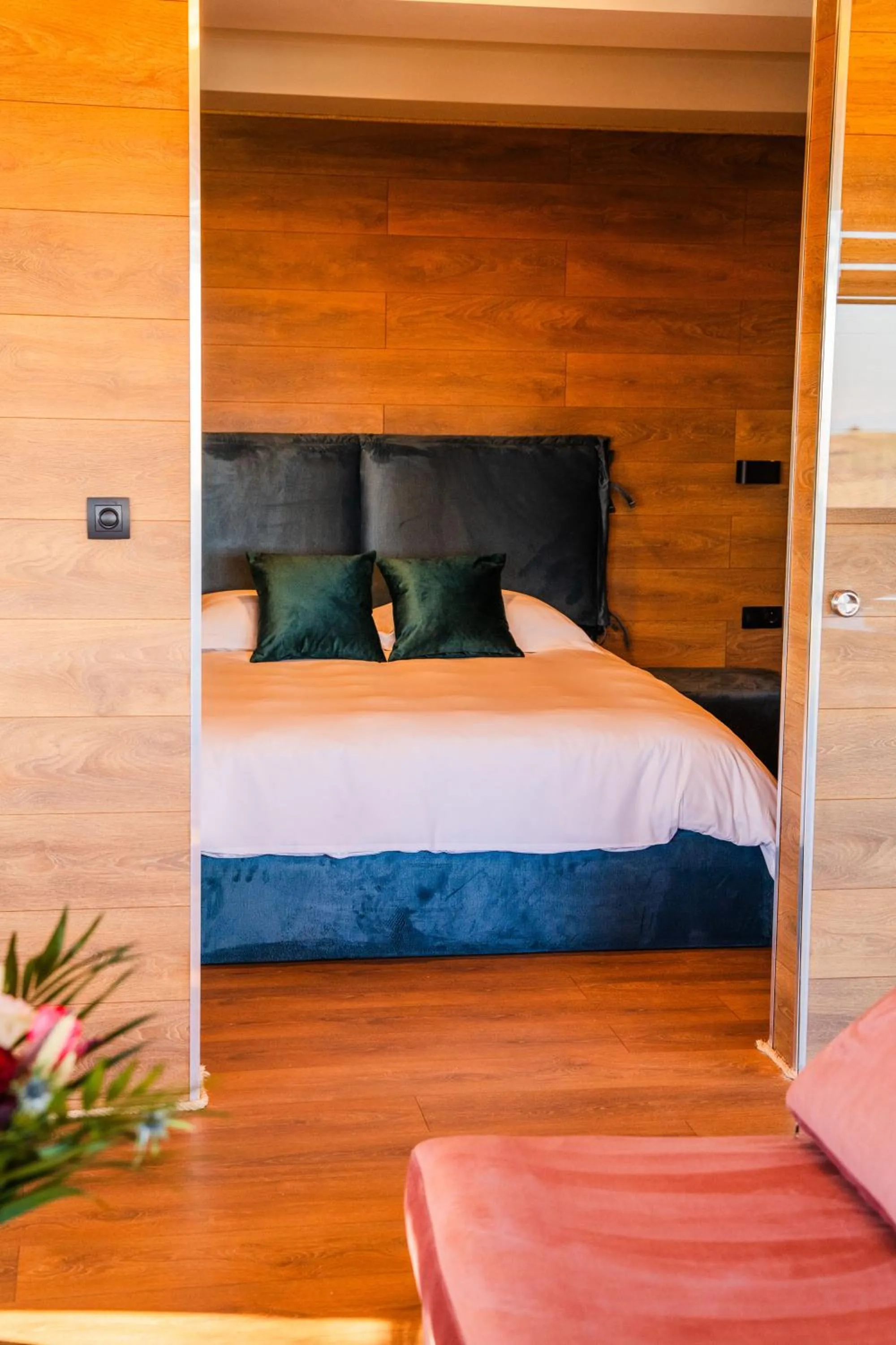 Bed in 3 Hills Boutique - The Ranch Experience