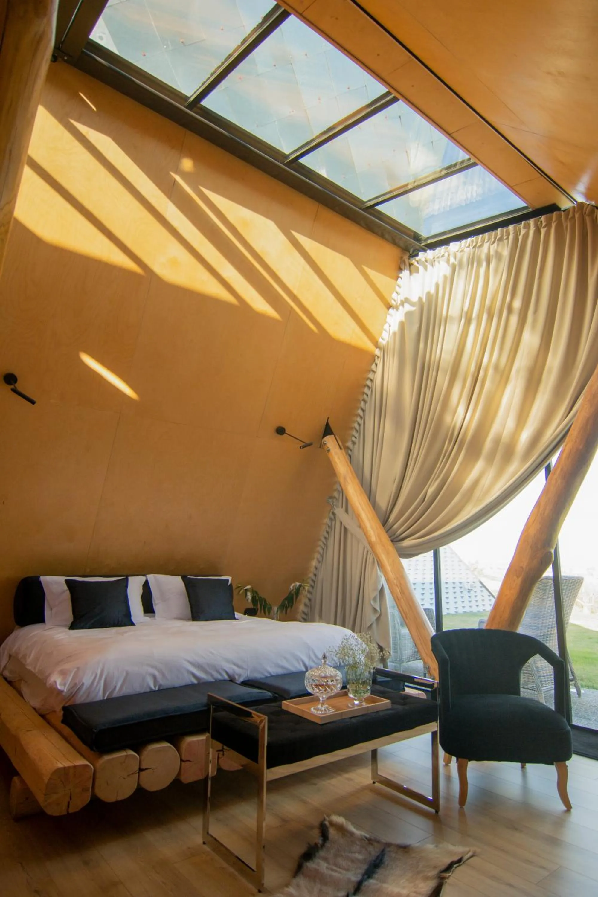 Bedroom, Bed in 3 Hills Boutique - The Ranch Experience