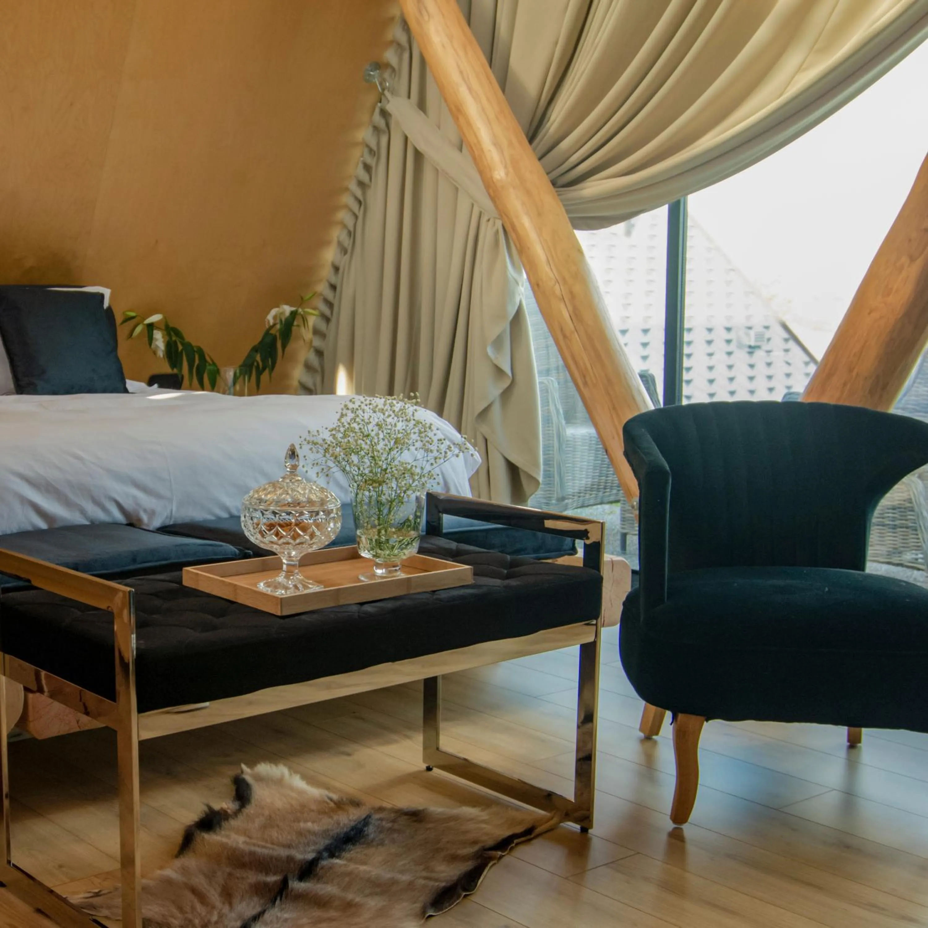 Bed in 3 Hills Boutique - The Ranch Experience