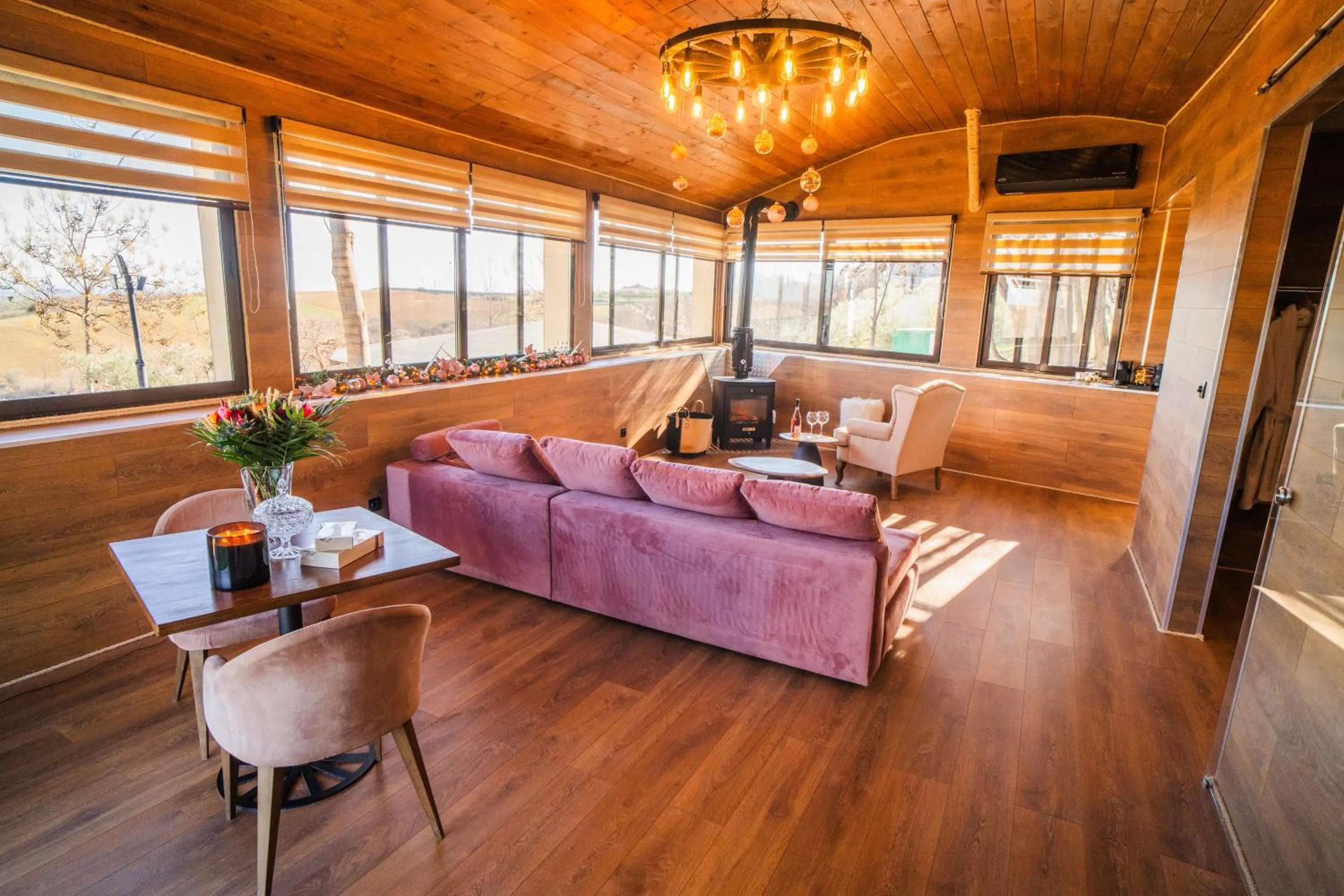 3 Hills Boutique - The Ranch Experience