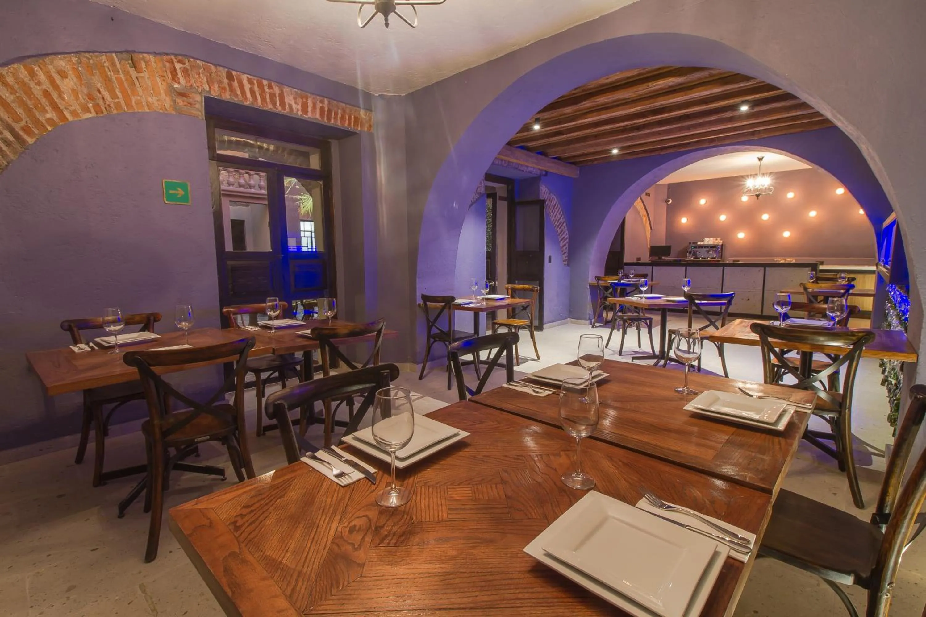 Restaurant/places to eat in Alqueria de Carrion Hotel Boutique