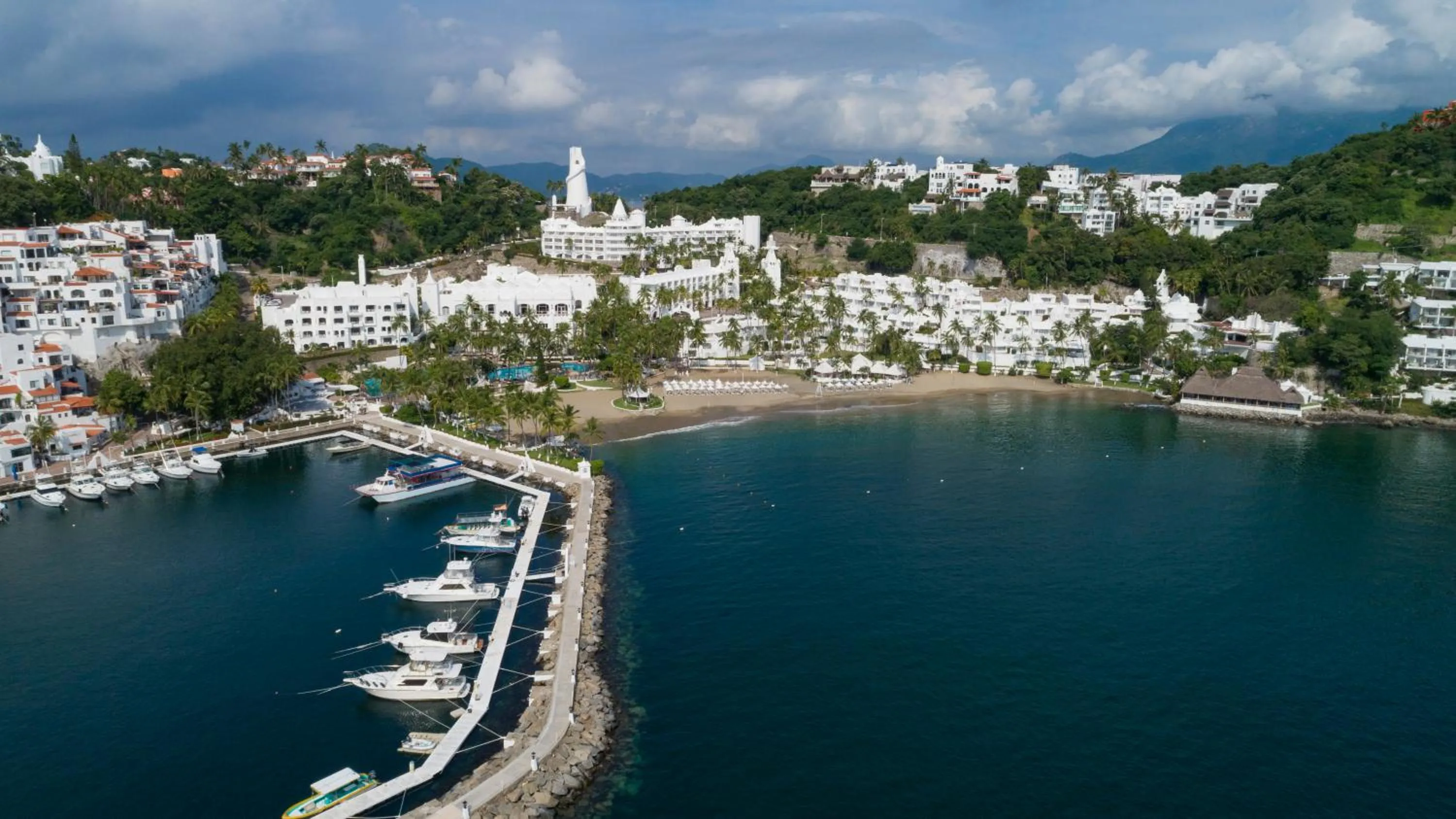 Beach in Las Hadas by Brisas