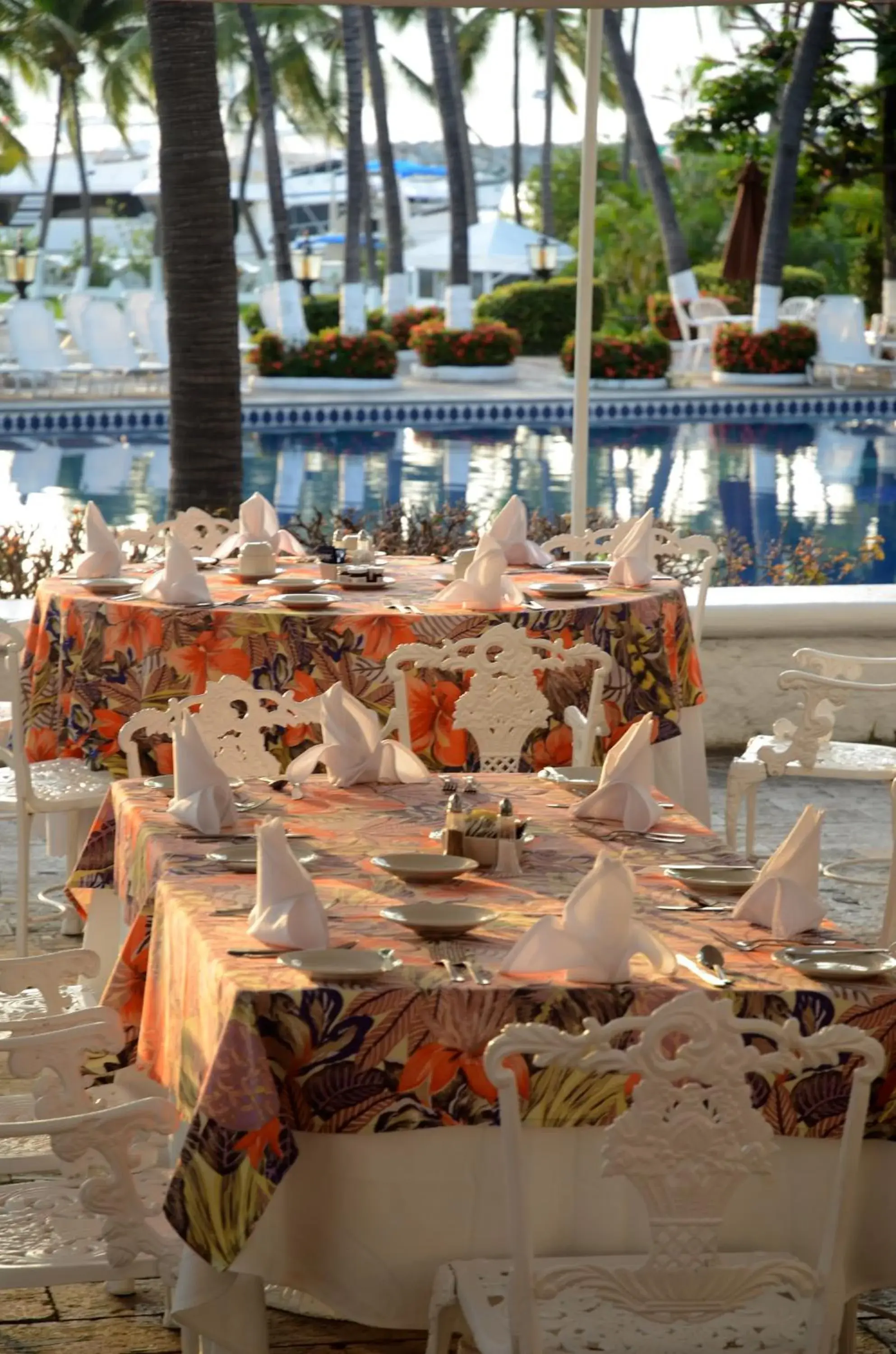 Restaurant/places to eat in Las Hadas by Brisas Restaurant/places to eat in Las Hadas by Brisas