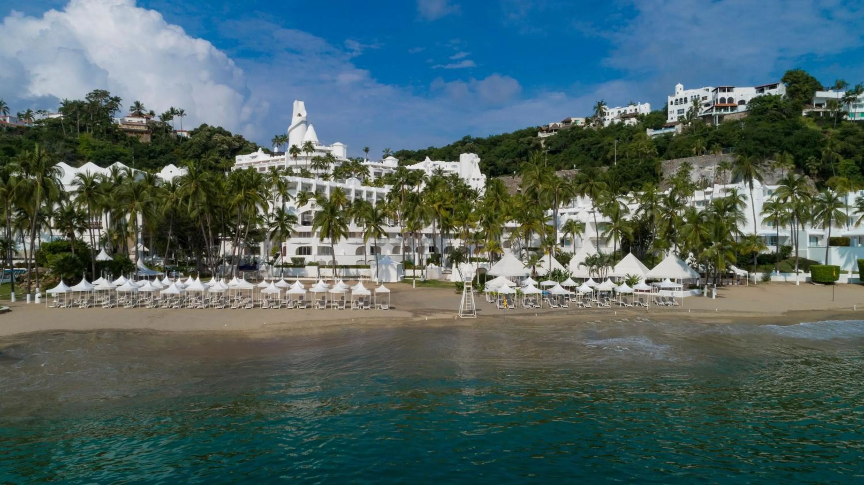 Beach in Las Hadas by Brisas