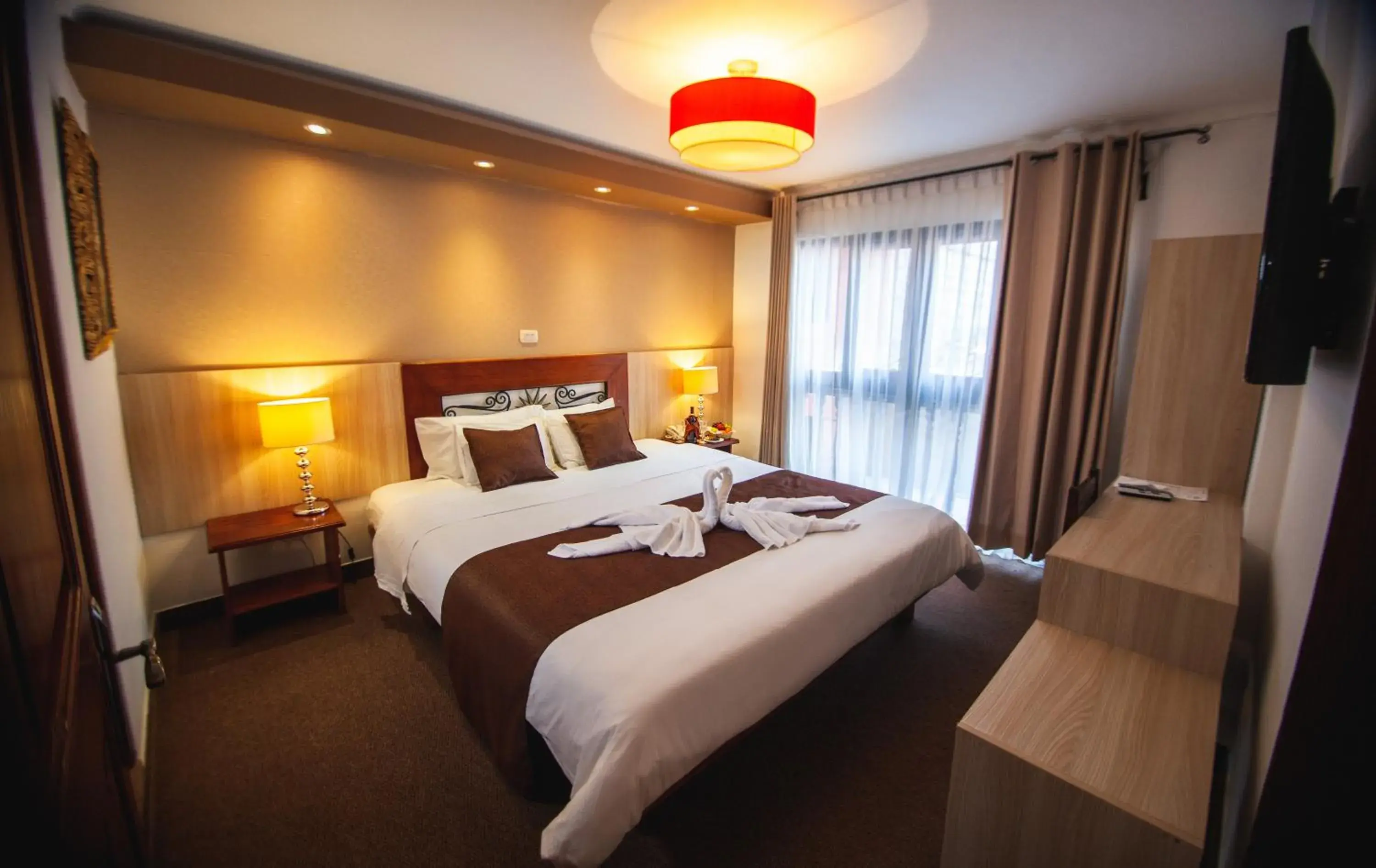 Deluxe Queen Room in INTIWATANA EL TAMBO *** Deluxe Queen Room in INTIWATANA EL TAMBO ***