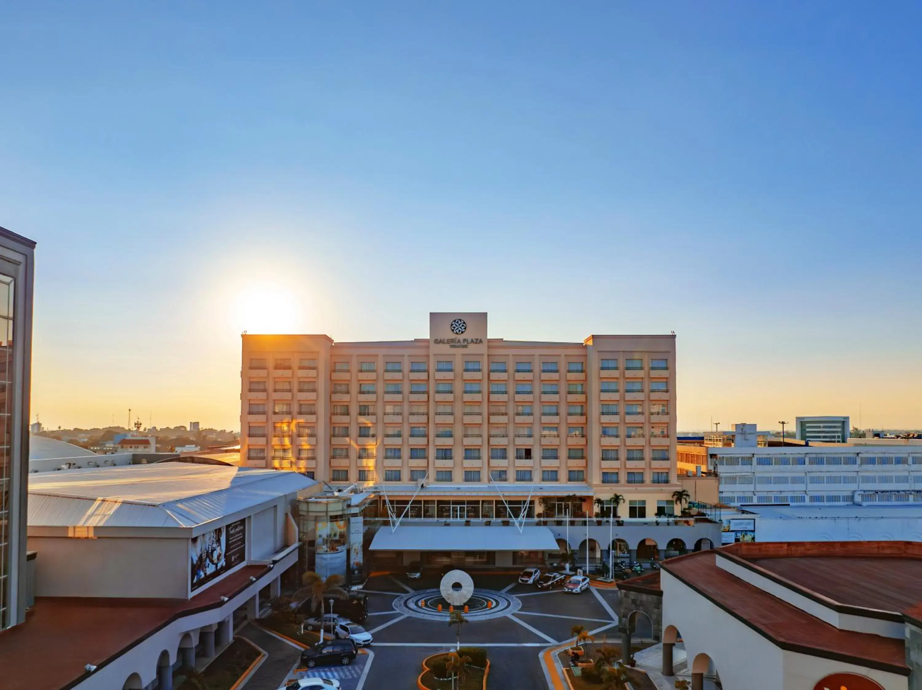 Facade/entrance in Galería Plaza Veracruz Facade/entrance in Galería Plaza Veracruz