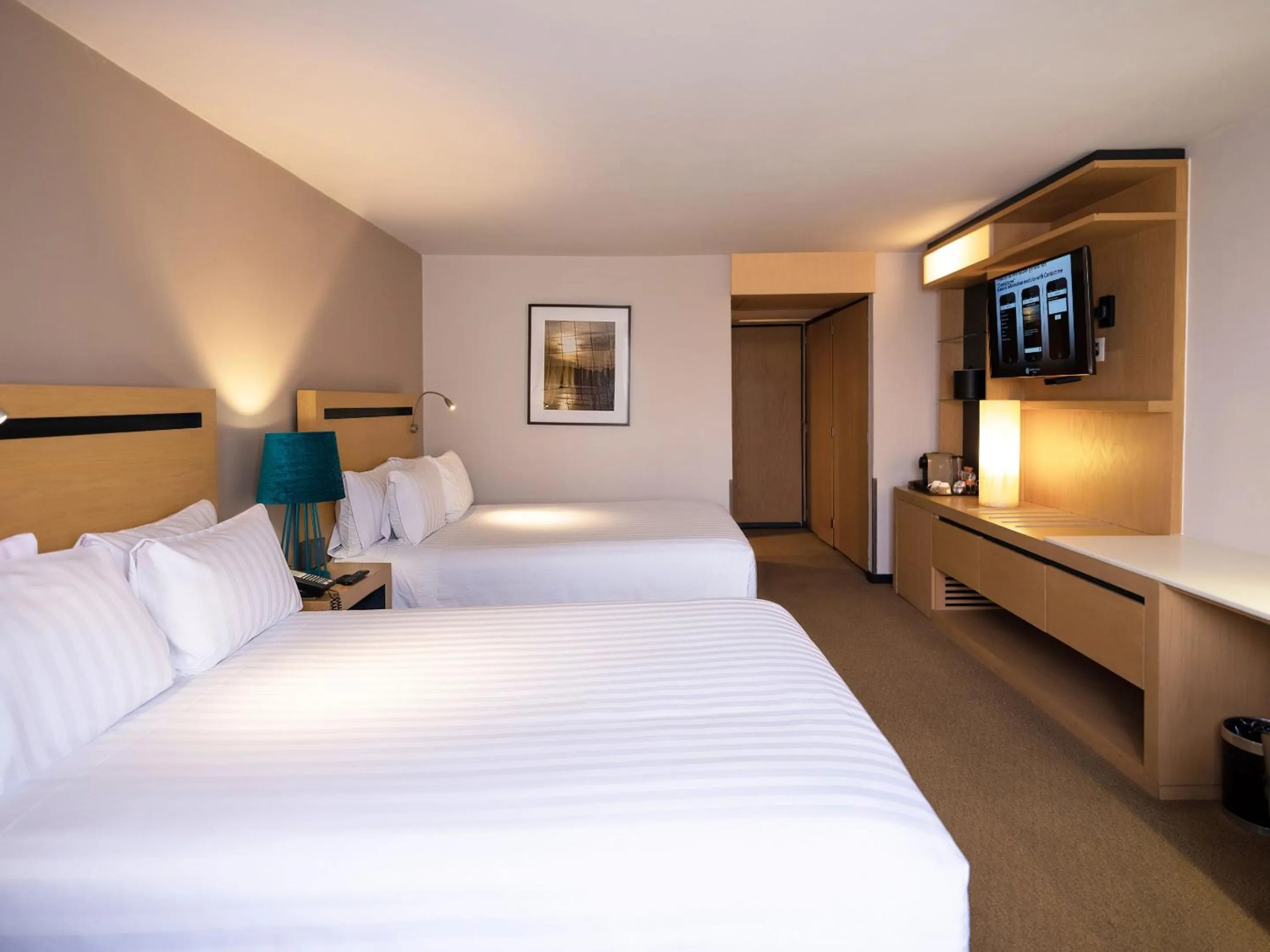 Bedroom, Bed in Galeria Plaza Reforma