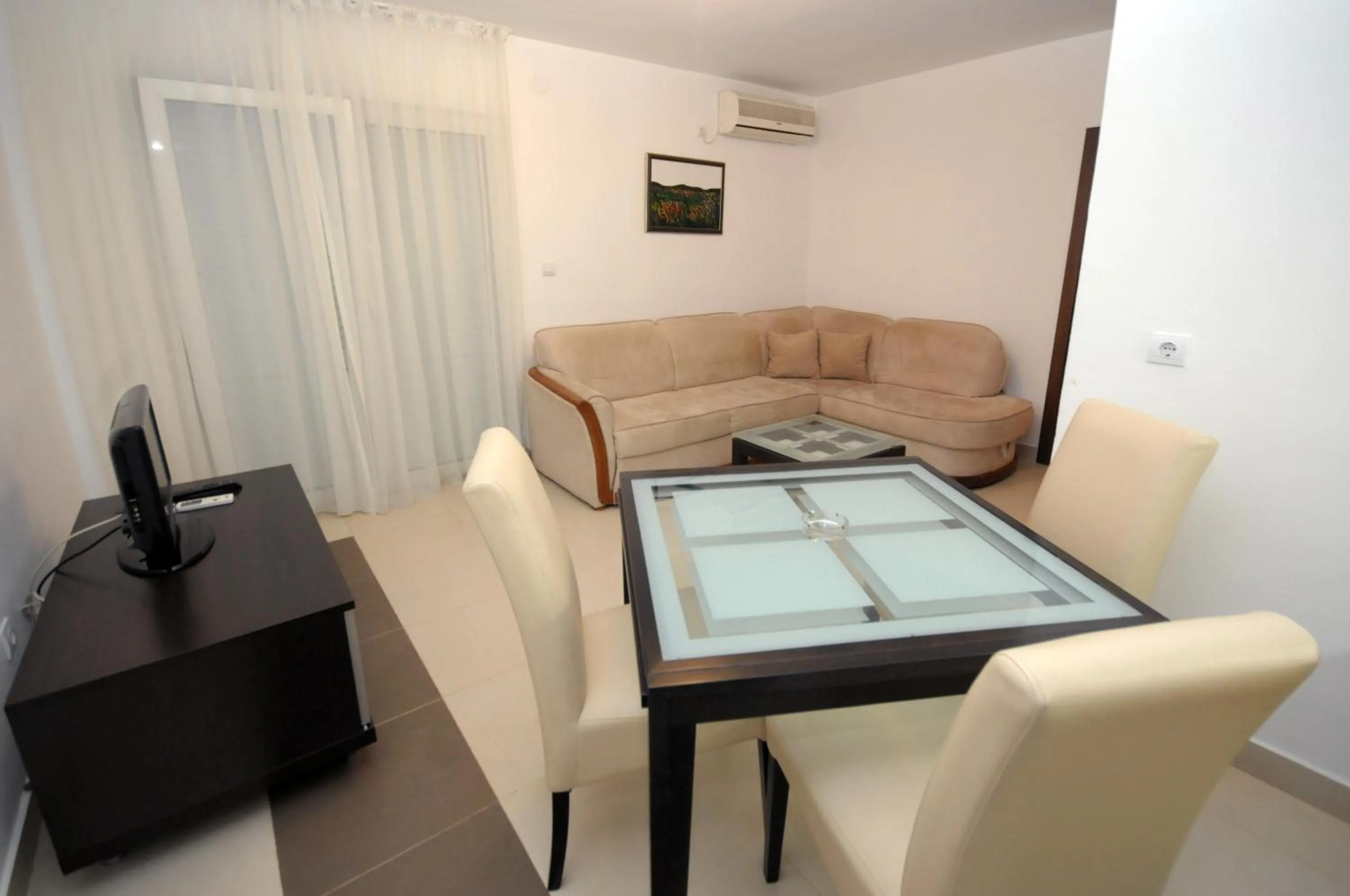Comfort One-Bedroom Apartment in Apartments Anita