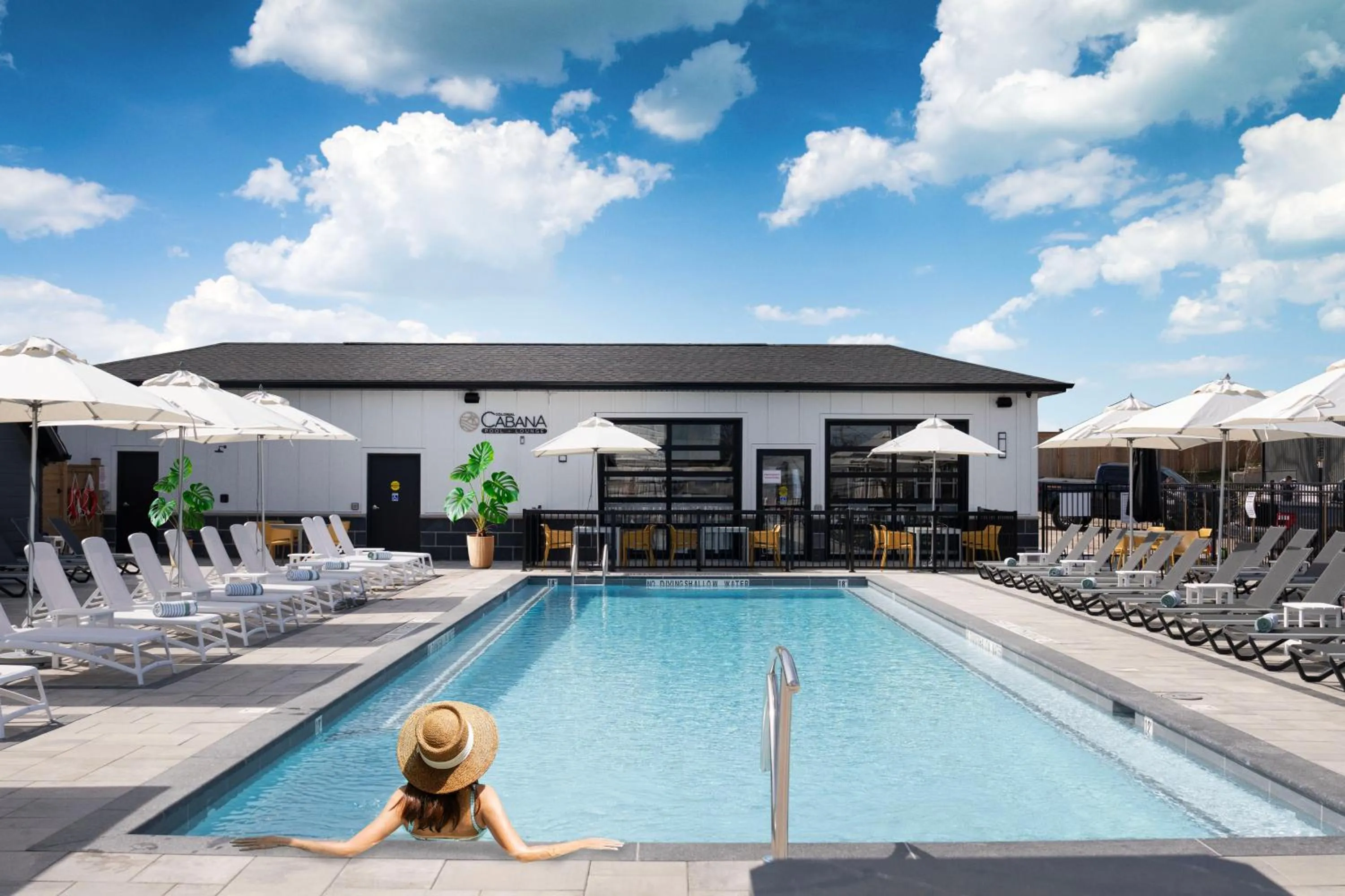 Colonial Hotel & Suites