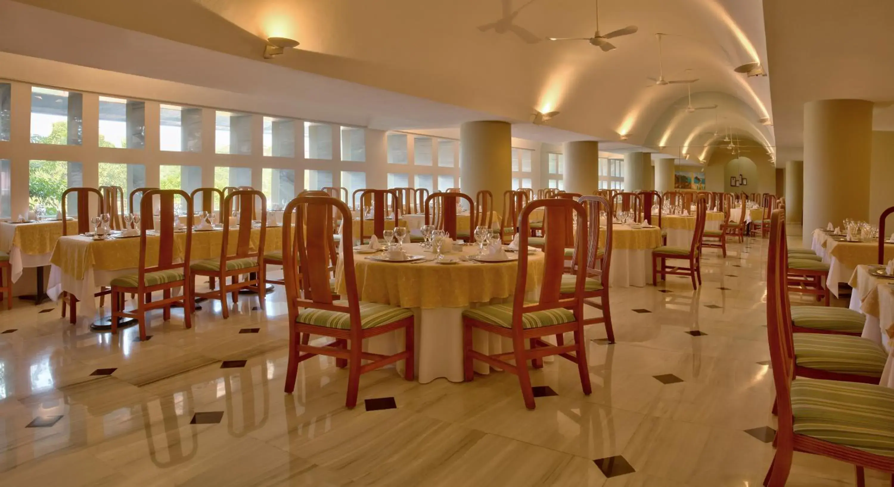 Restaurant/places to eat in Las Brisas Huatulco-All Inclusive Restaurant/places to eat in Las Brisas Huatulco-All Inclusive