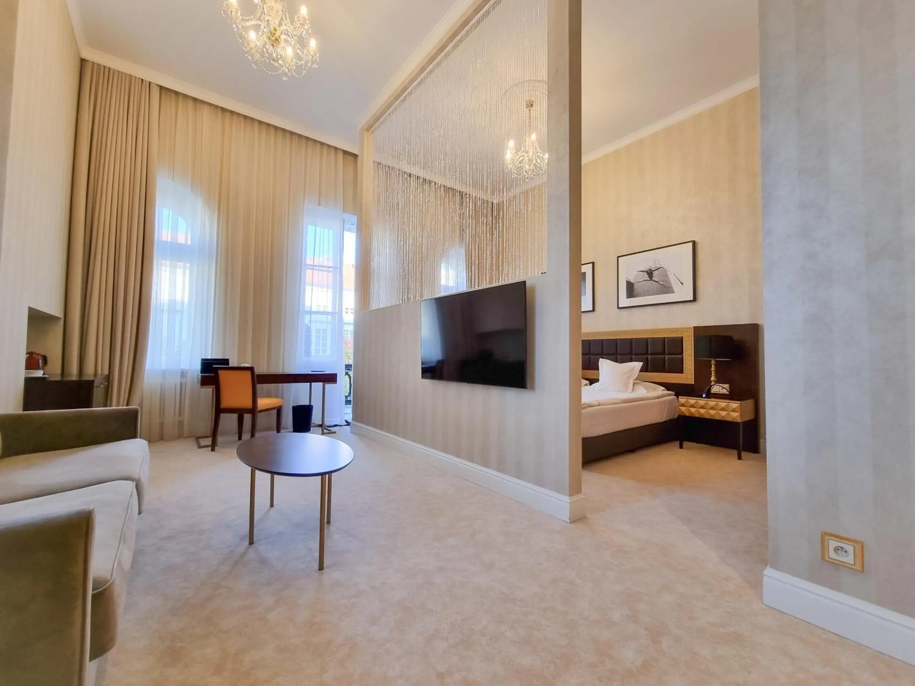 Junior Suite in Tiffi Old Town Hotel Junior Suite in Tiffi Old Town Hotel