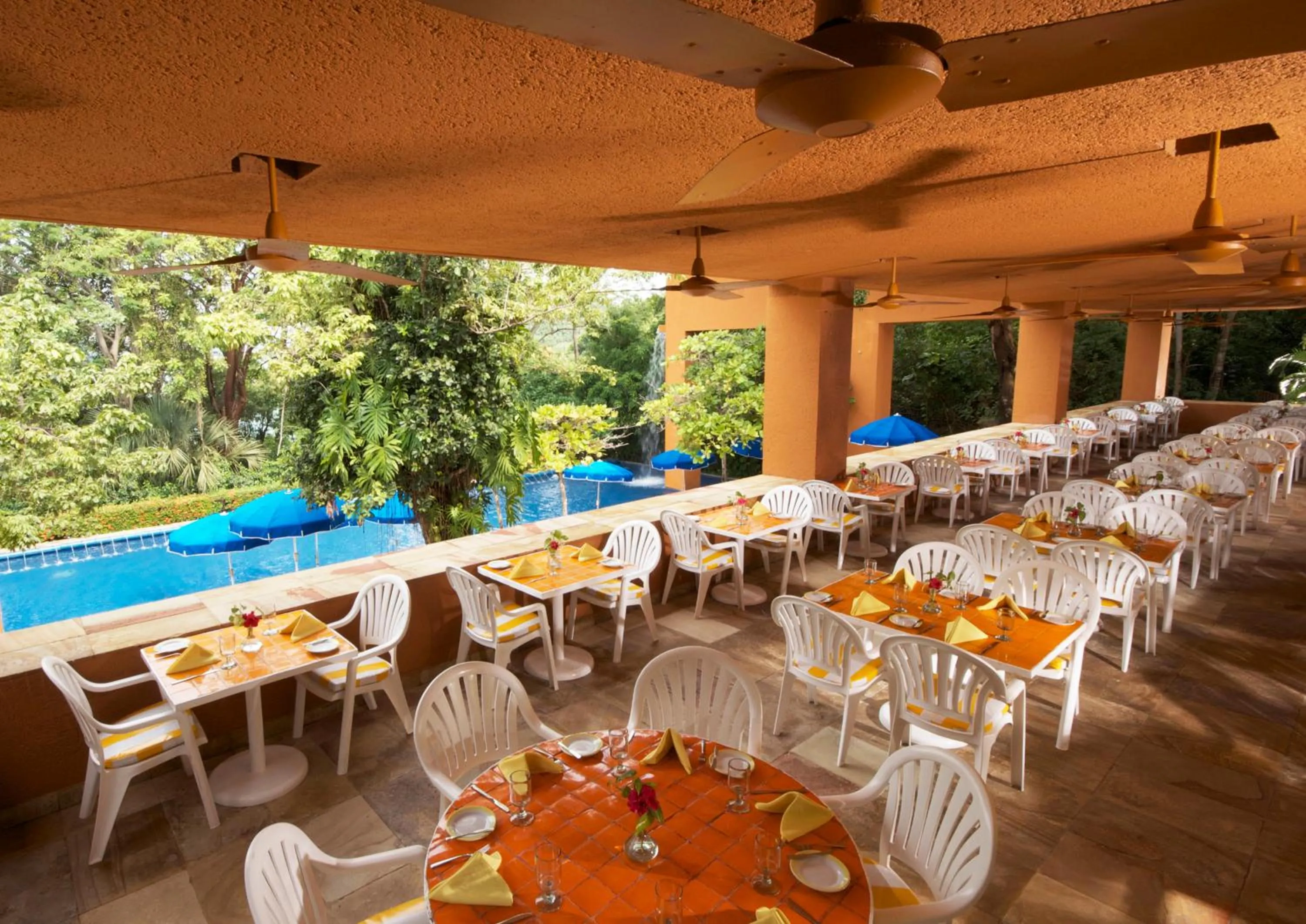 Restaurant/places to eat in Las Brisas Ixtapa