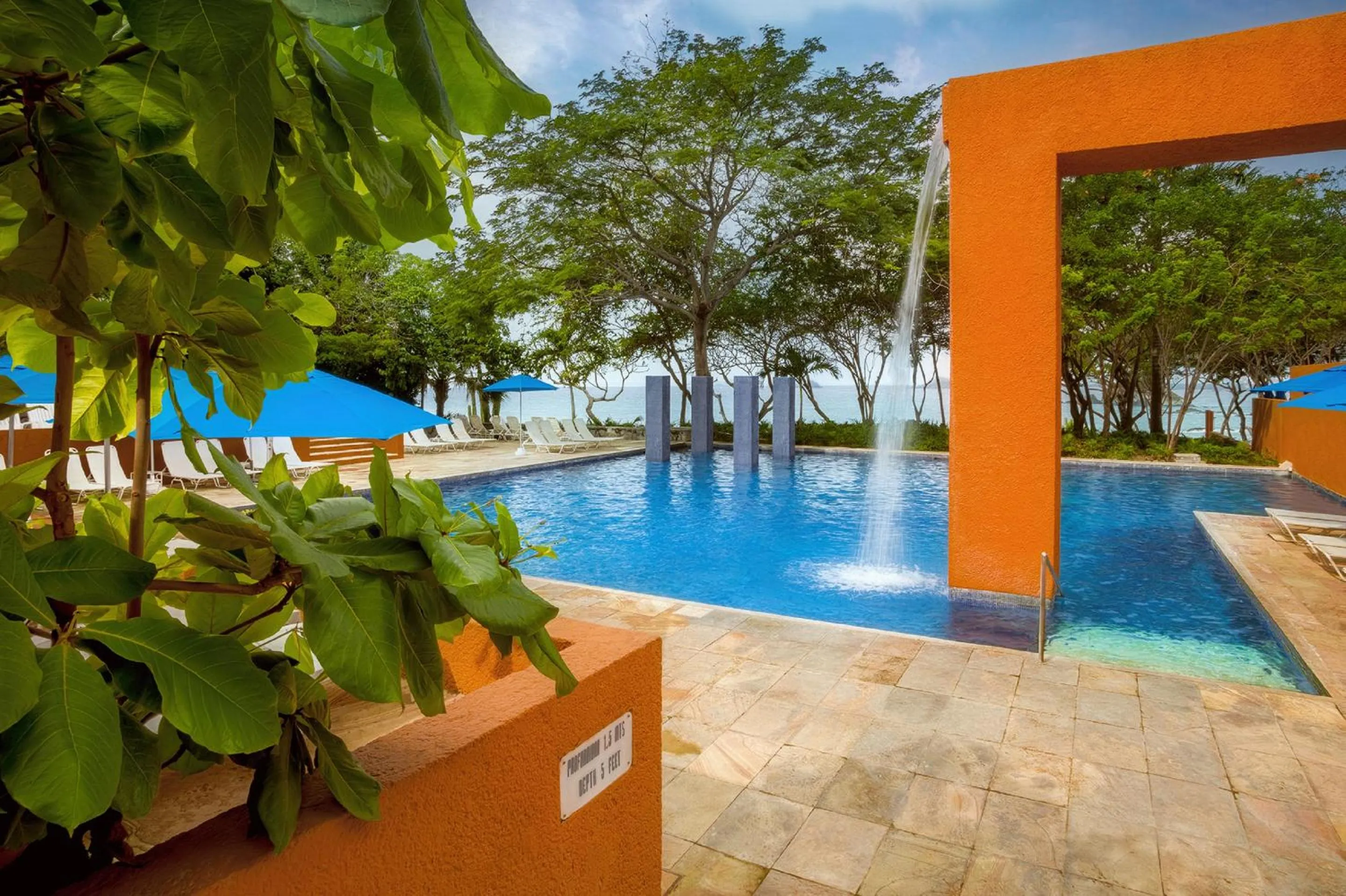 Swimming pool in Las Brisas Ixtapa