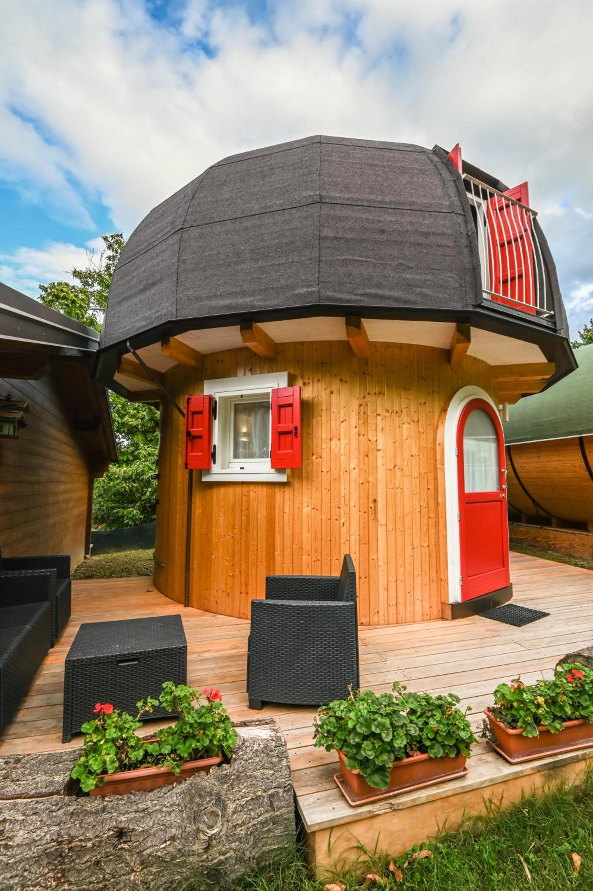 Glamping Villaggio Parco Dei Castagni 4 stelle