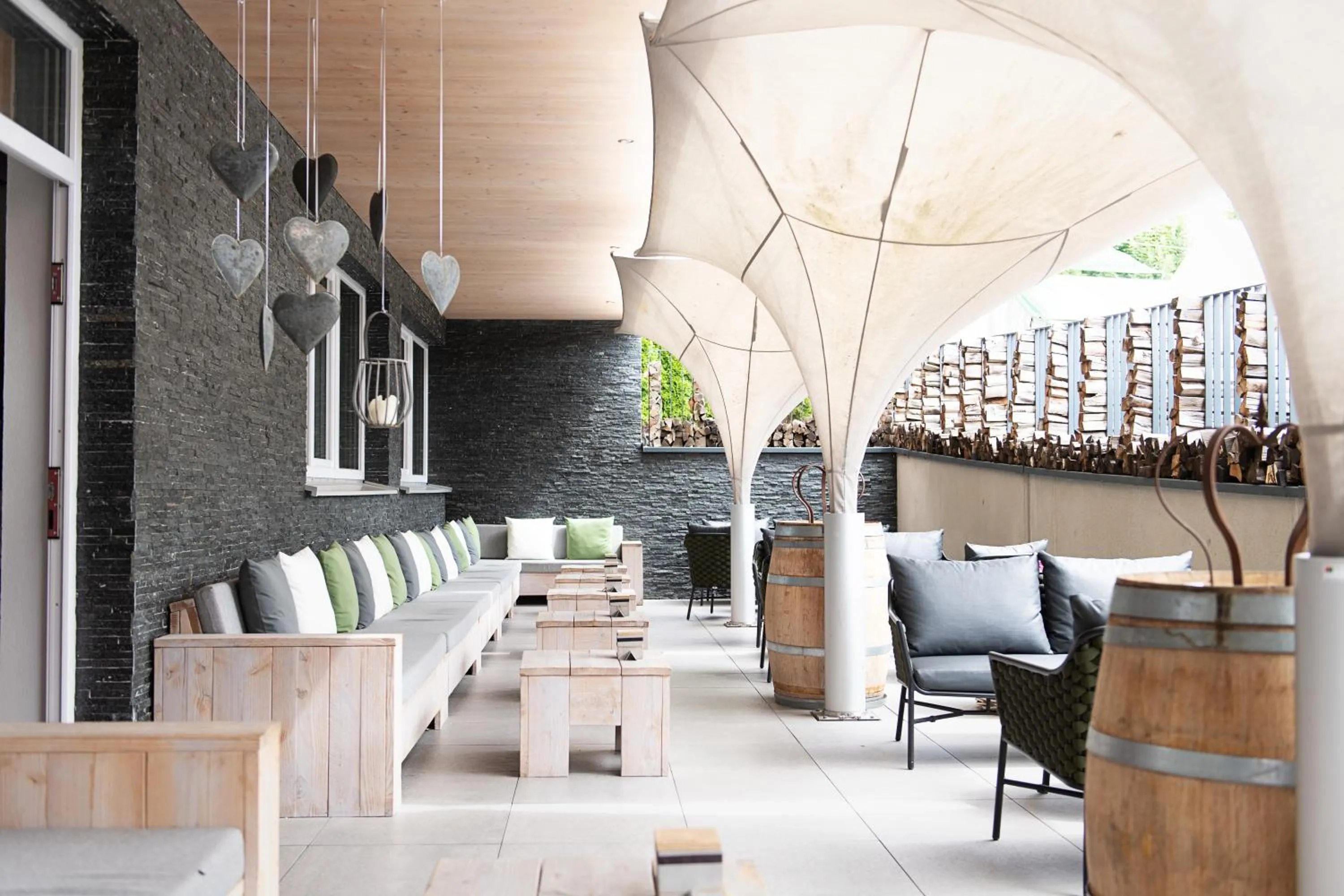 Patio in Kräuter & Spa-Hotel Das Schäfer - Adults only