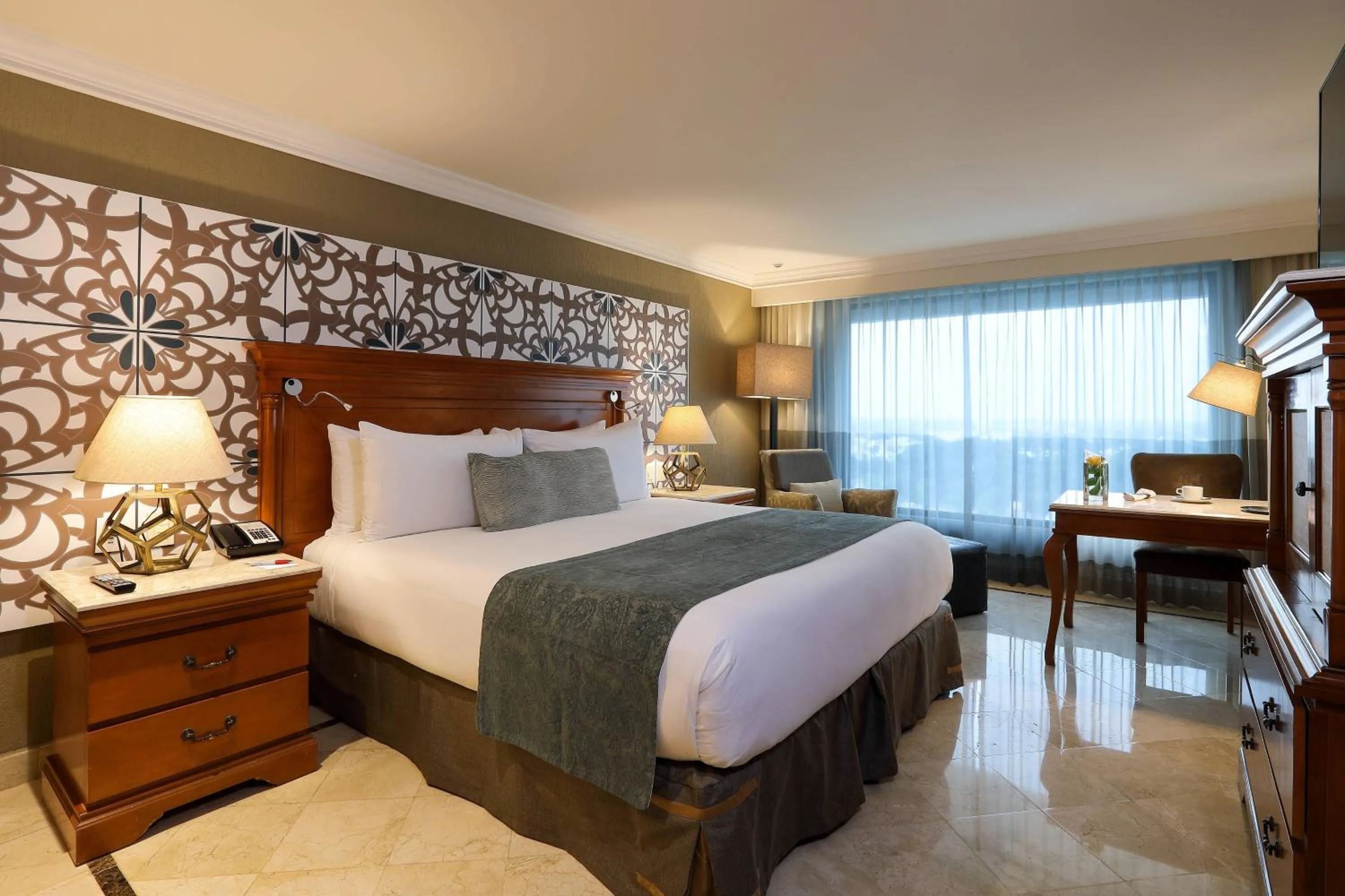 Photo of the whole room, Bed in Villahermosa Marriott Hotel