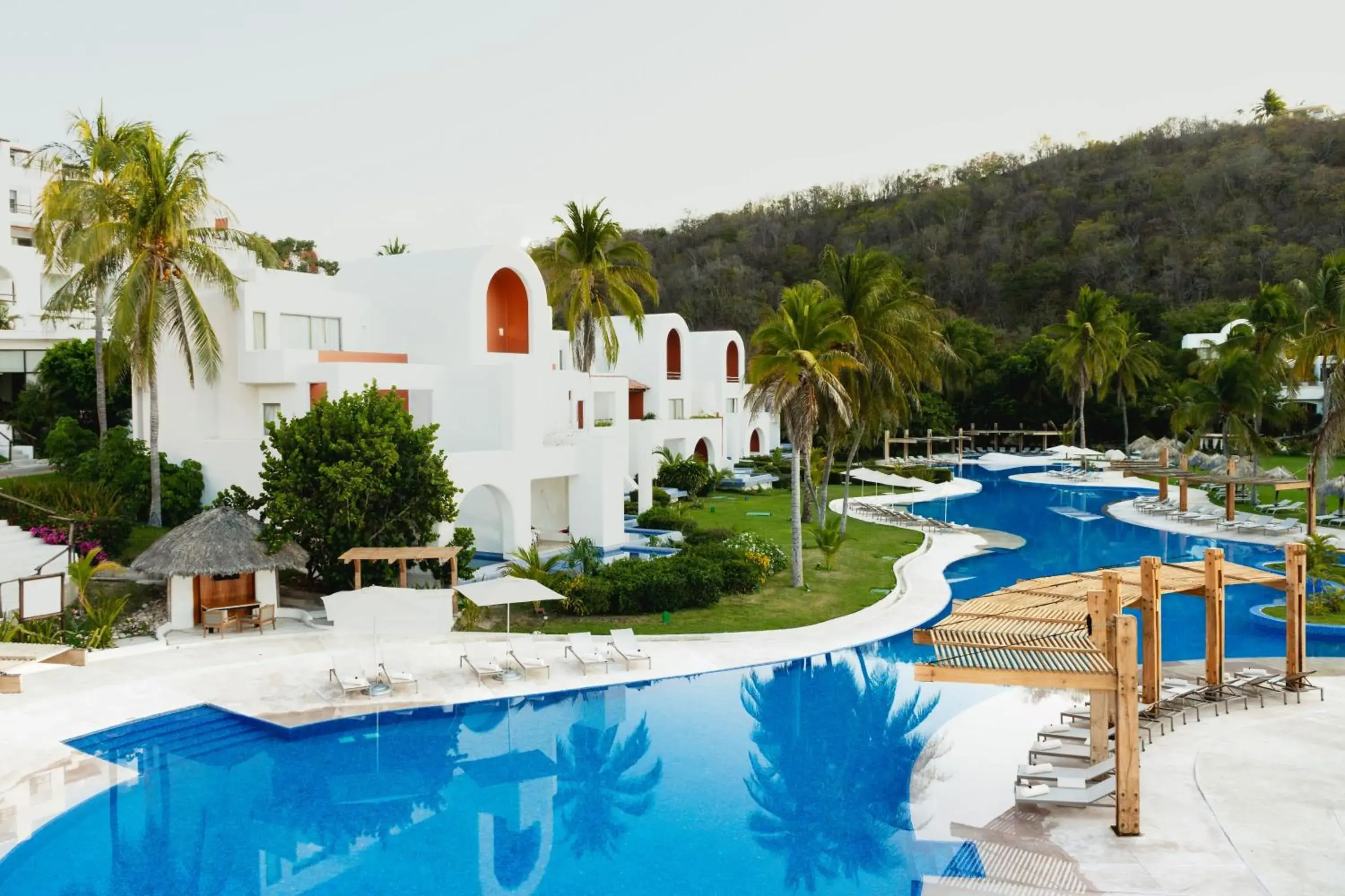 Property building in Camino Real Zaashila Huatulco Property building in Camino Real Zaashila Huatulco