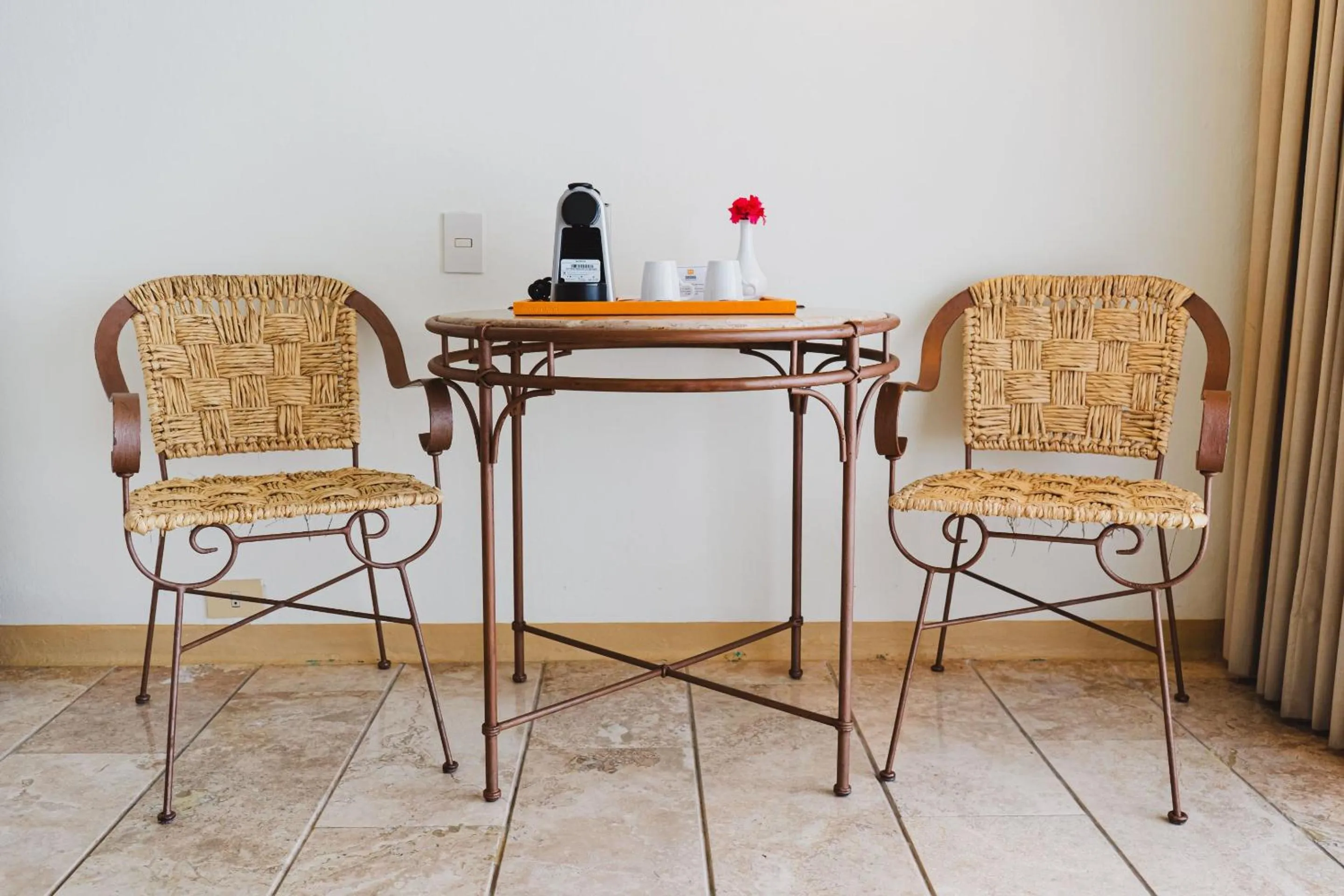 Photo of the whole room in Camino Real Zaashila Huatulco