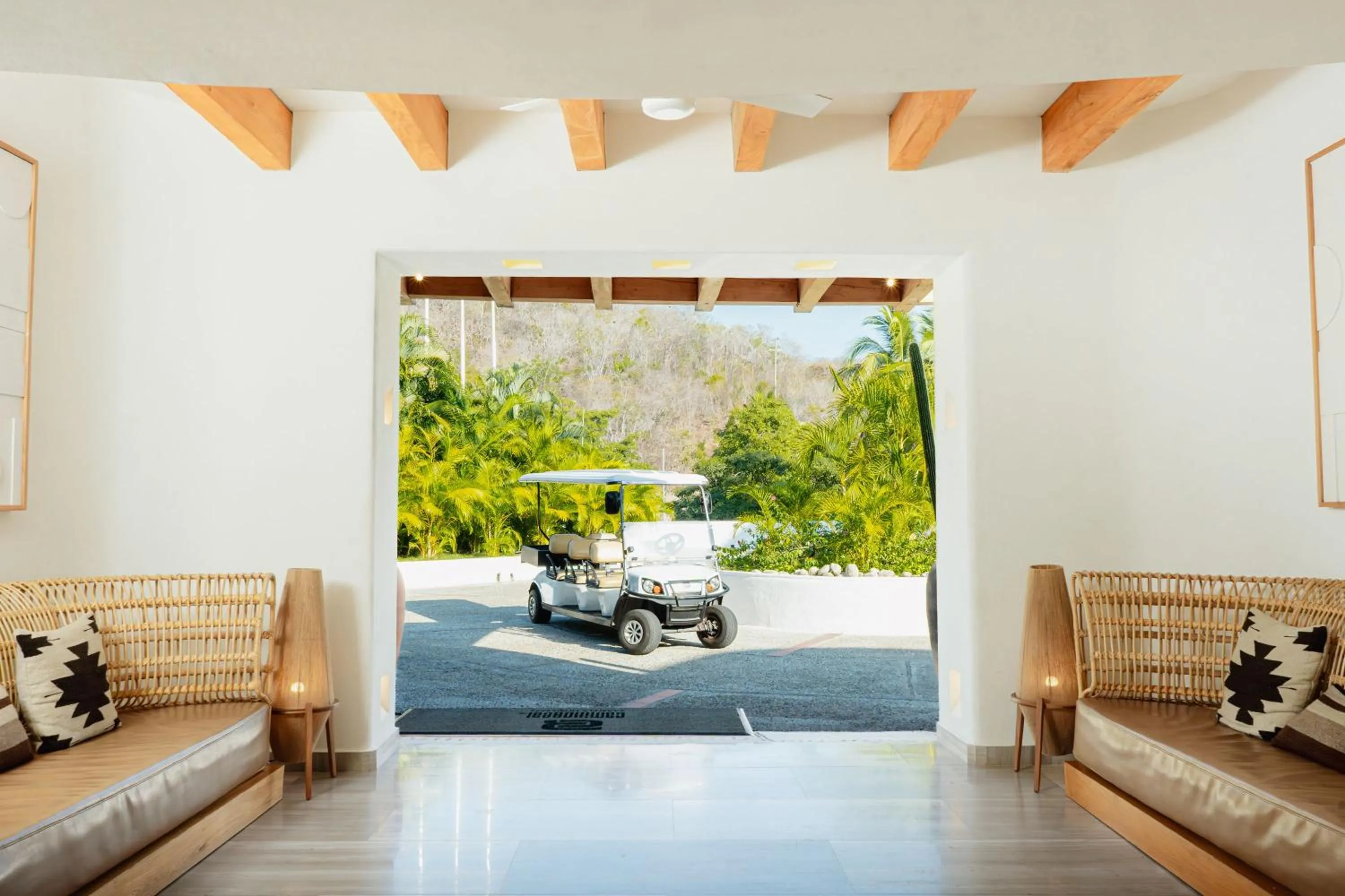 Facade/entrance in Camino Real Zaashila Huatulco