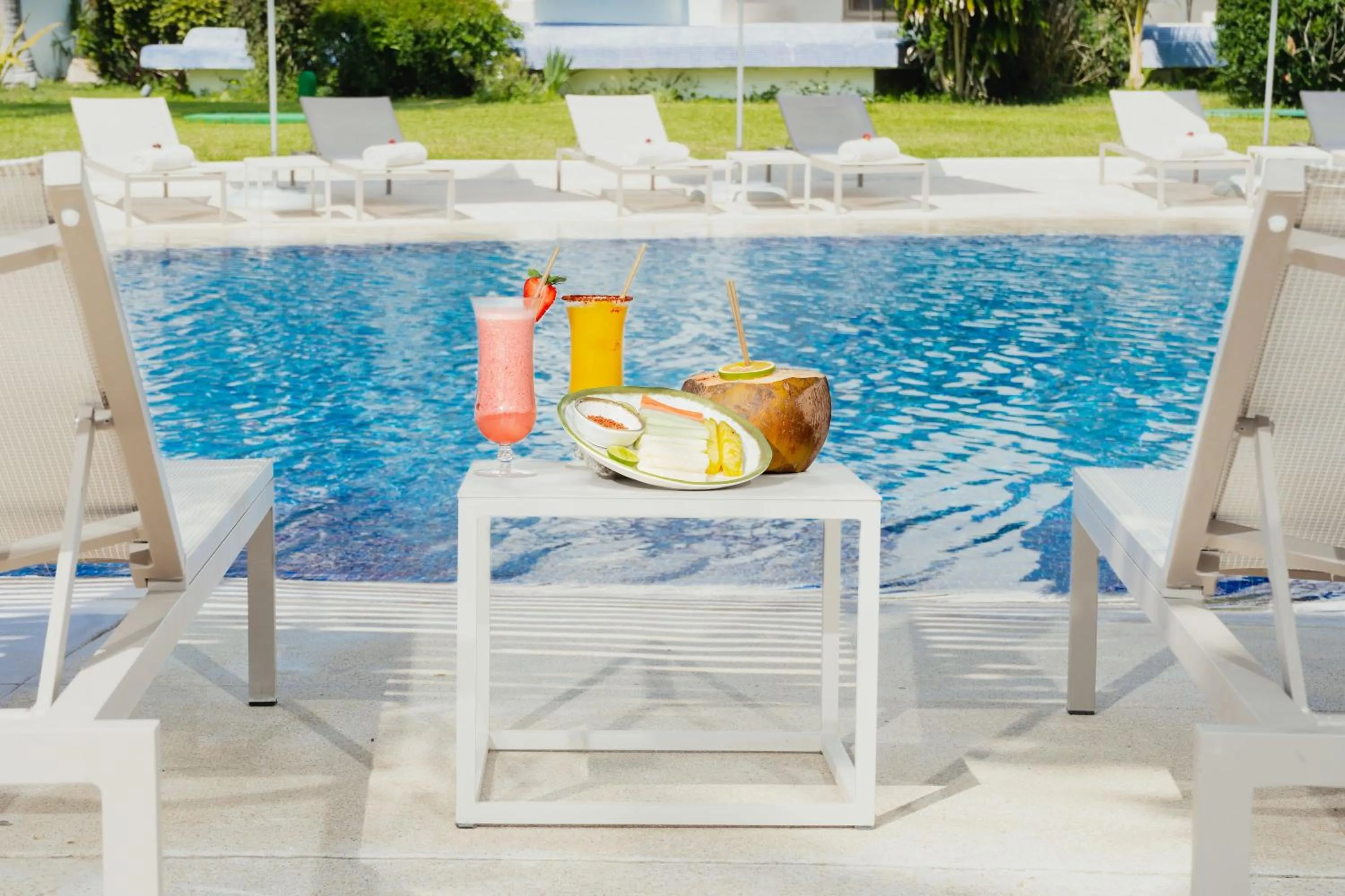 Swimming pool in Camino Real Zaashila Huatulco