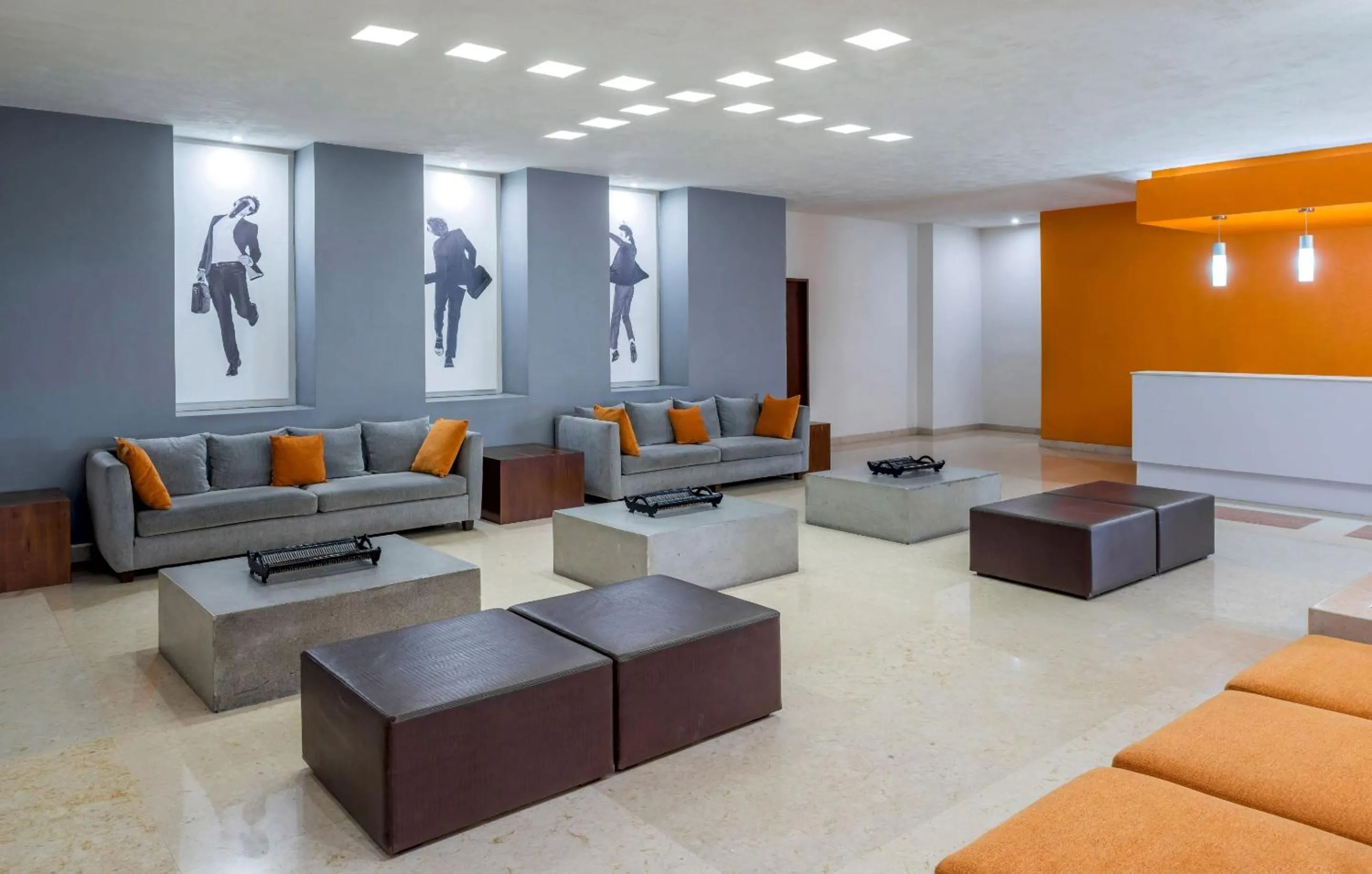 Lobby or reception in Real Inn Guadalajara Expo