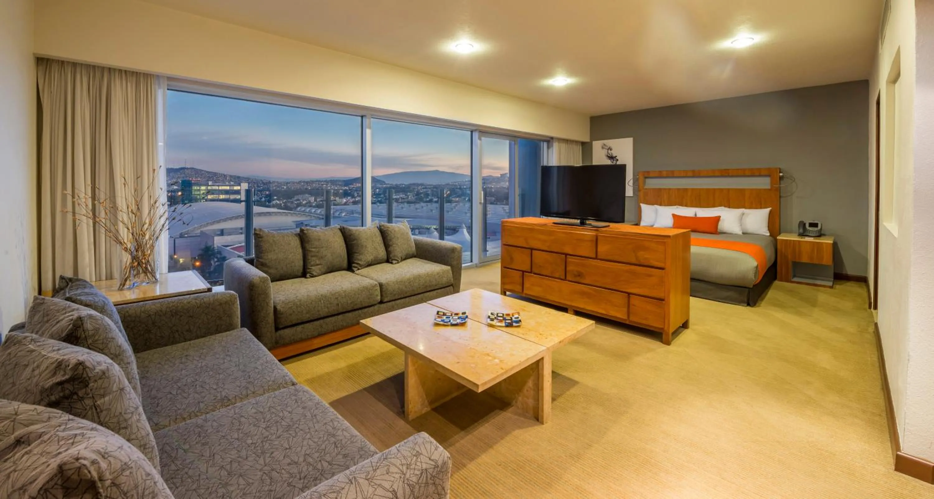 Photo of the whole room in Real Inn Guadalajara Expo