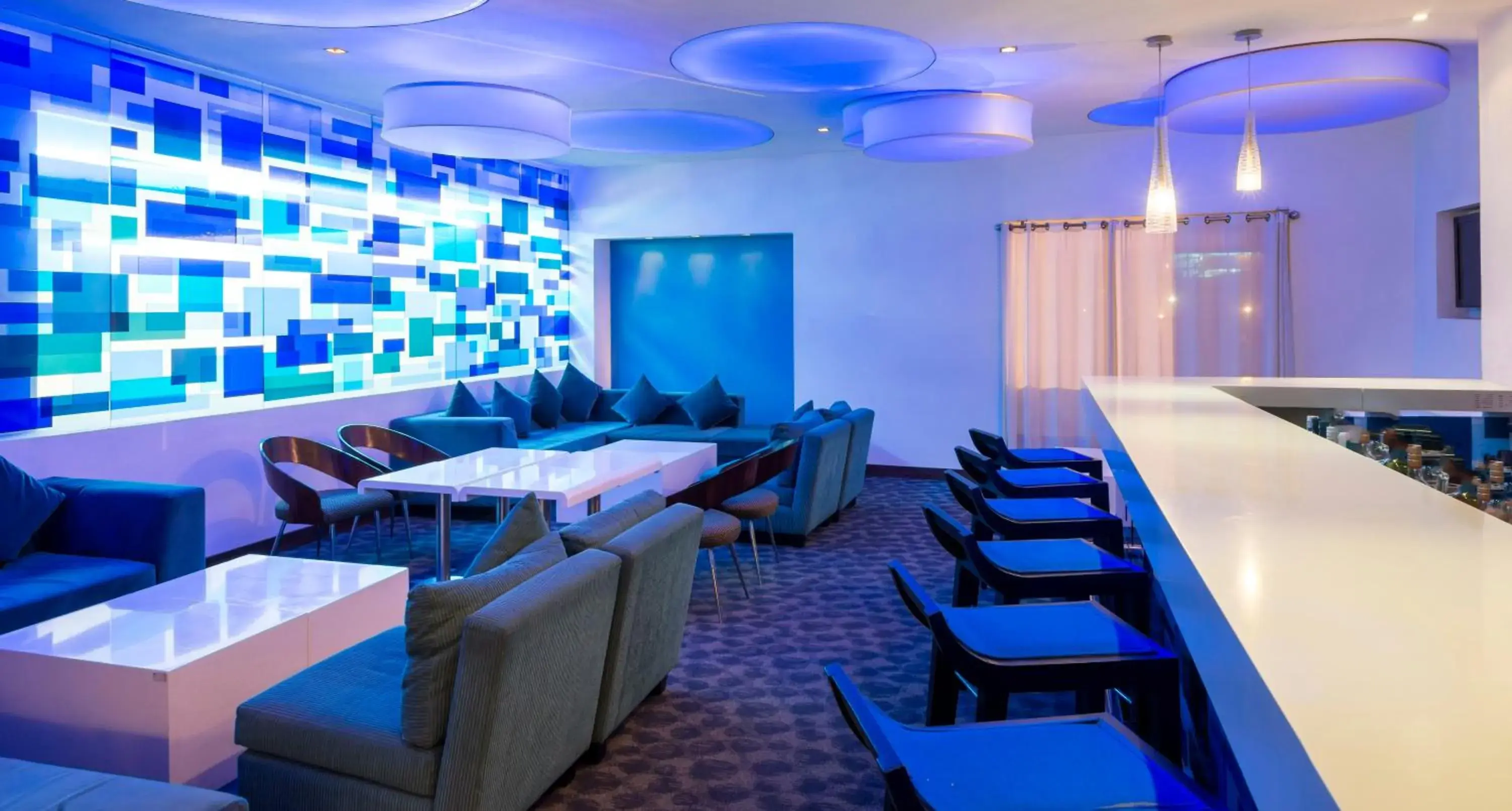 Lounge or bar in Real Inn Guadalajara Expo Lounge or bar in Real Inn Guadalajara Expo