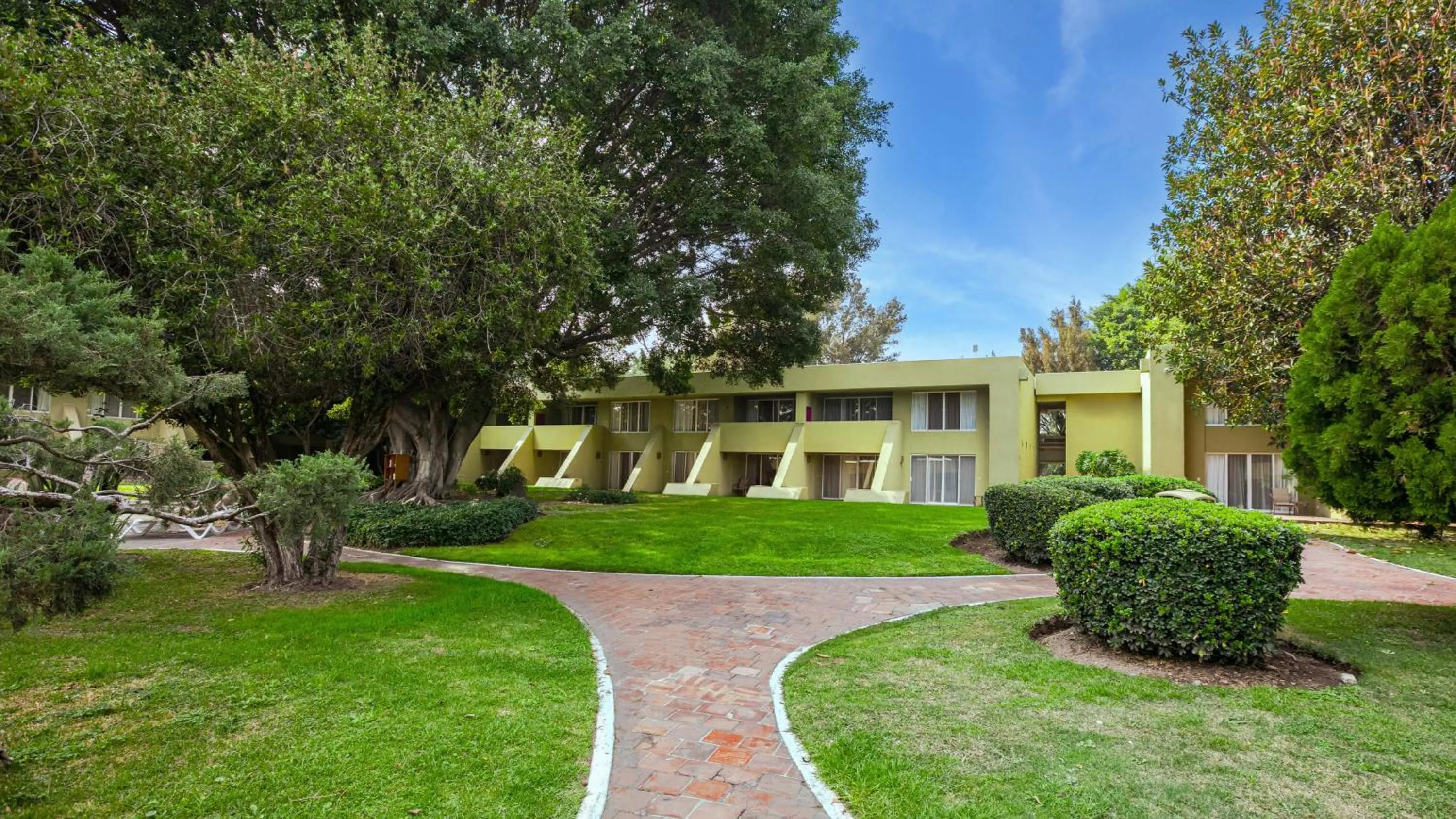 Garden in Camino Real Guadalajara