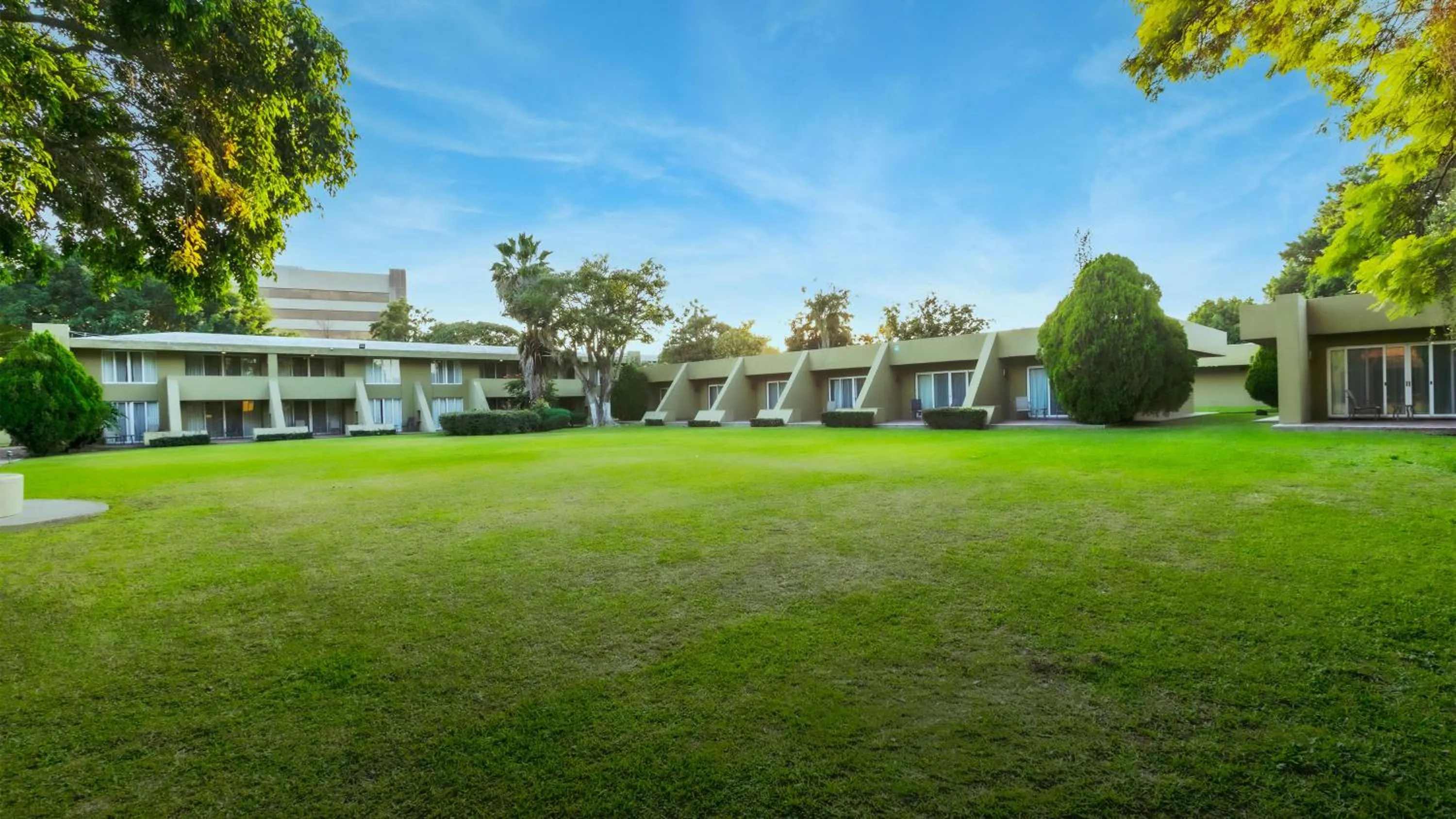 Garden in Camino Real Guadalajara