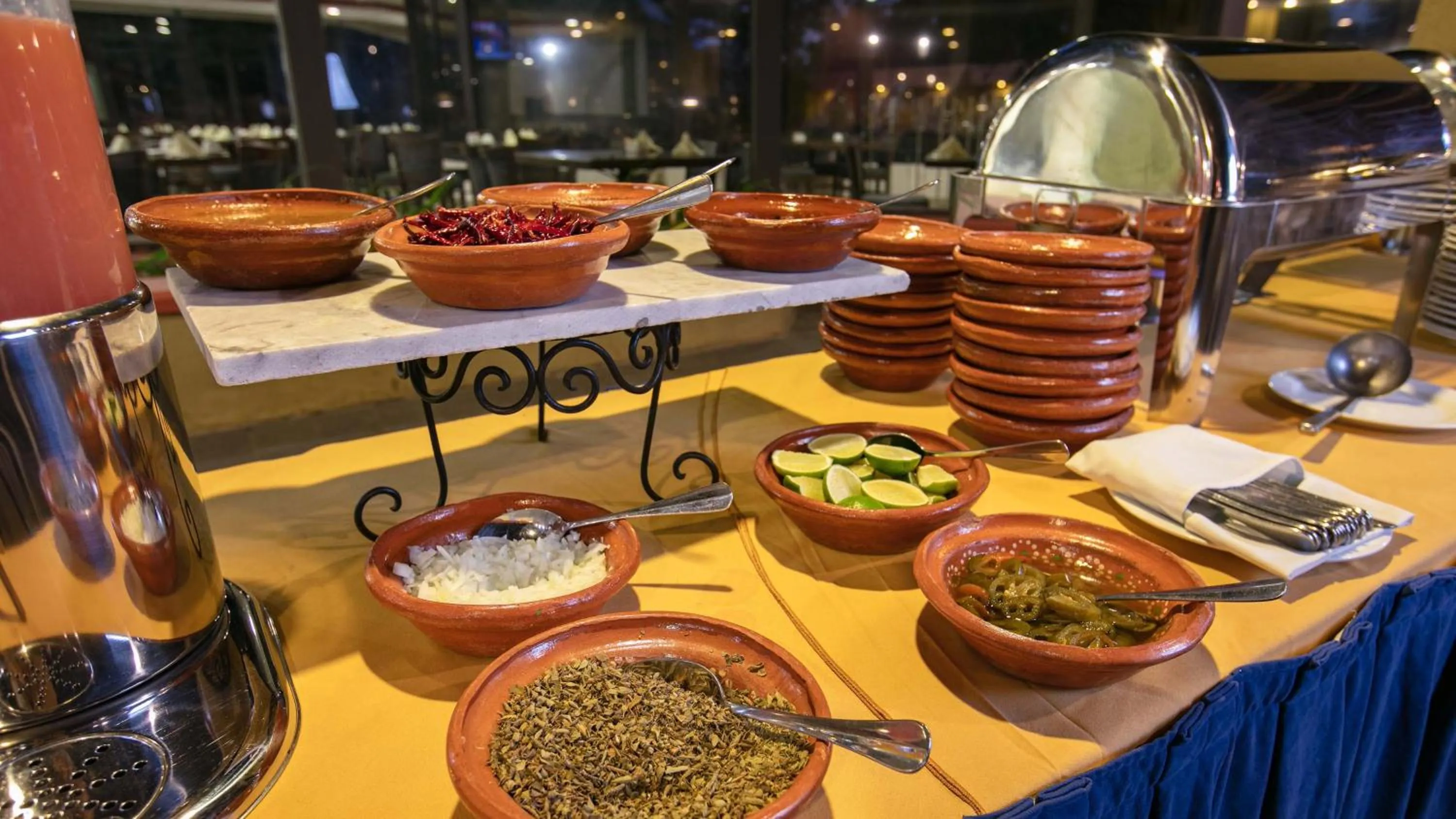 Food and drinks in Camino Real Guadalajara