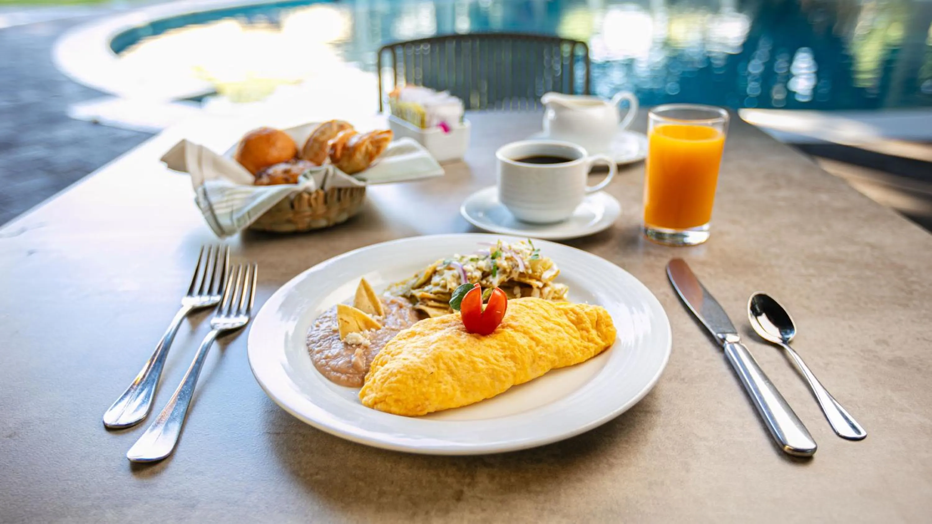 Breakfast in Camino Real Guadalajara