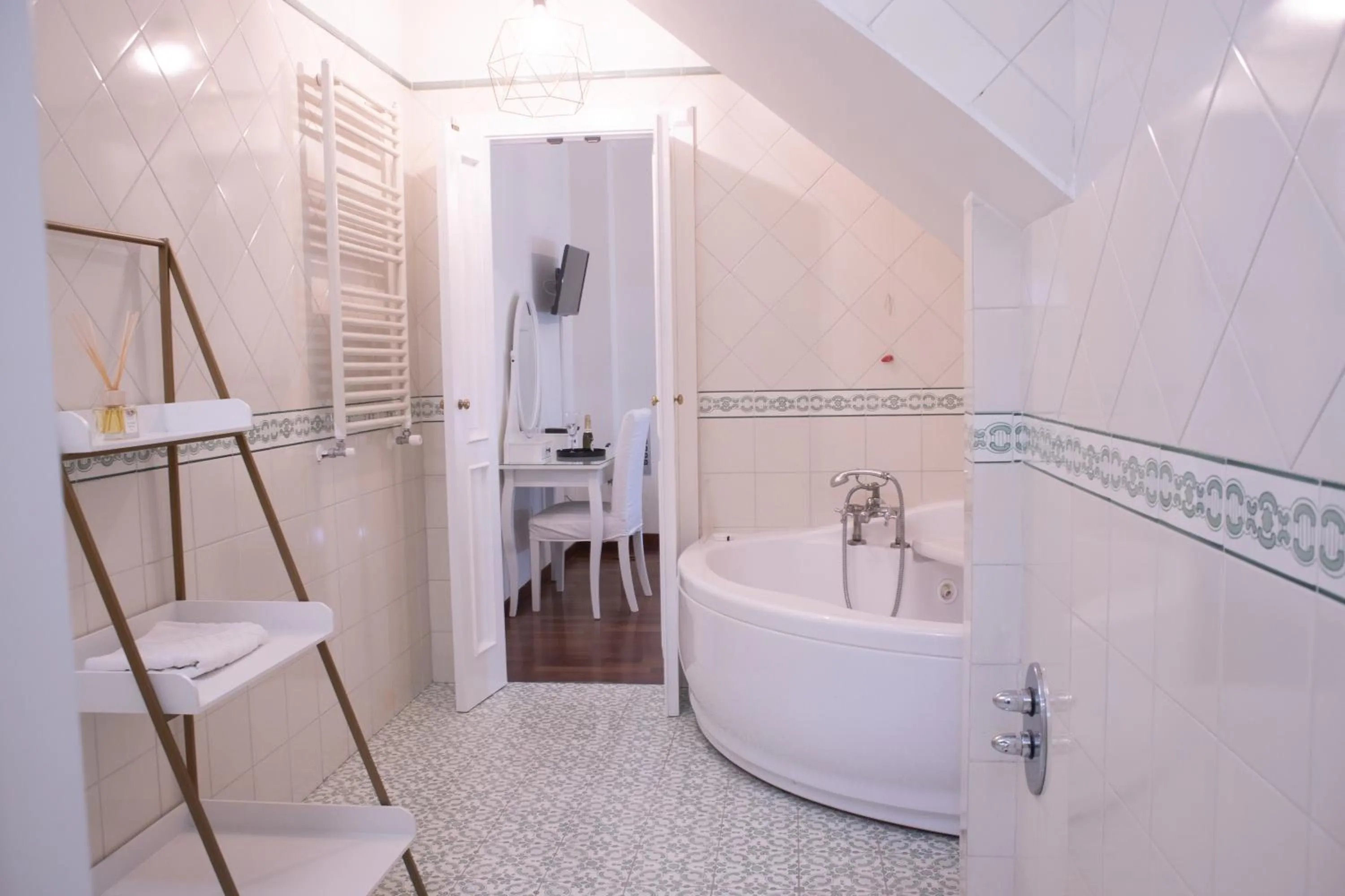 Bathroom in Bed Boutique Napoli Colors