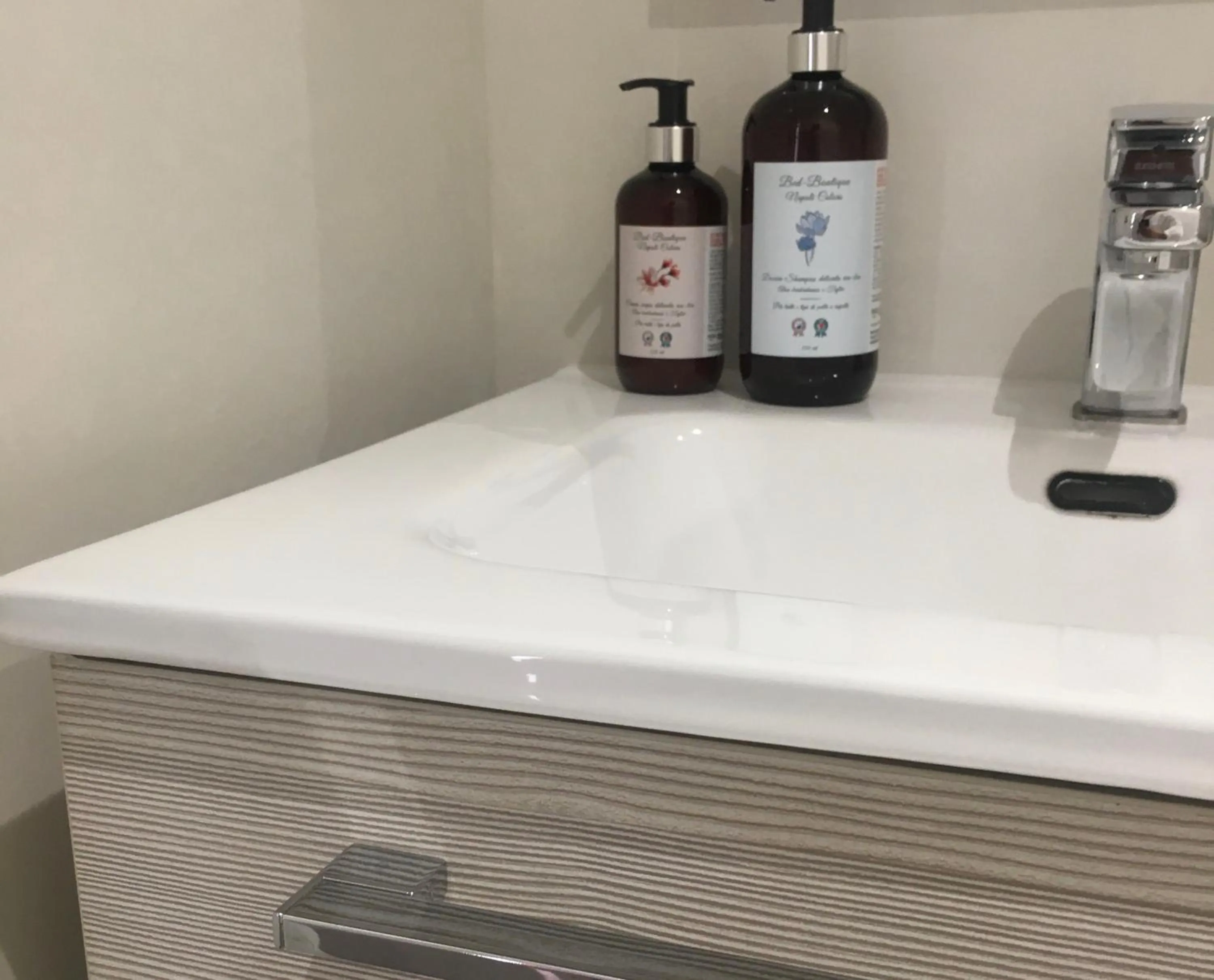 Bathroom in Bed Boutique Napoli Colors