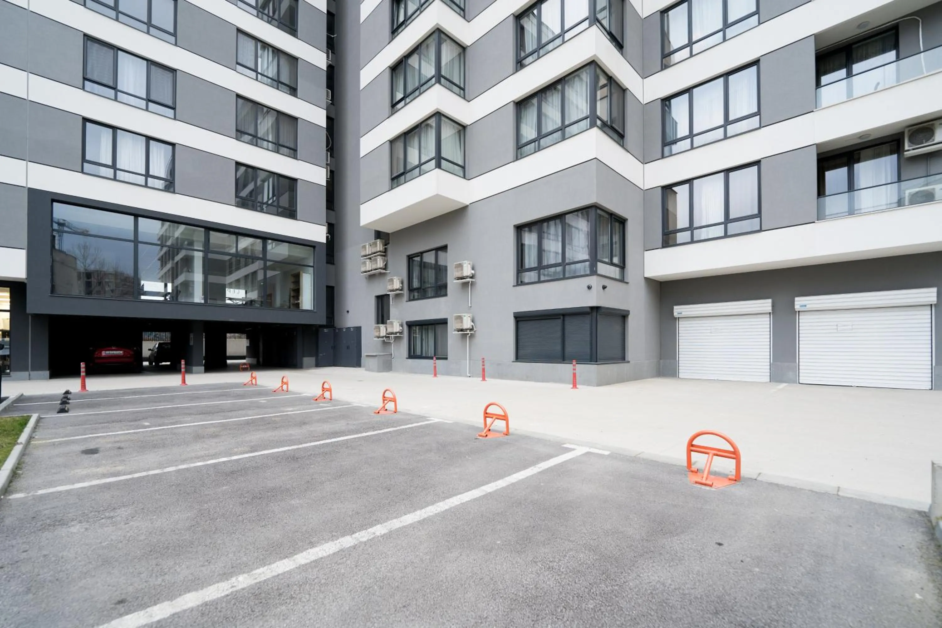 WOW studios for rent 2 bul Montevideo 25A - B