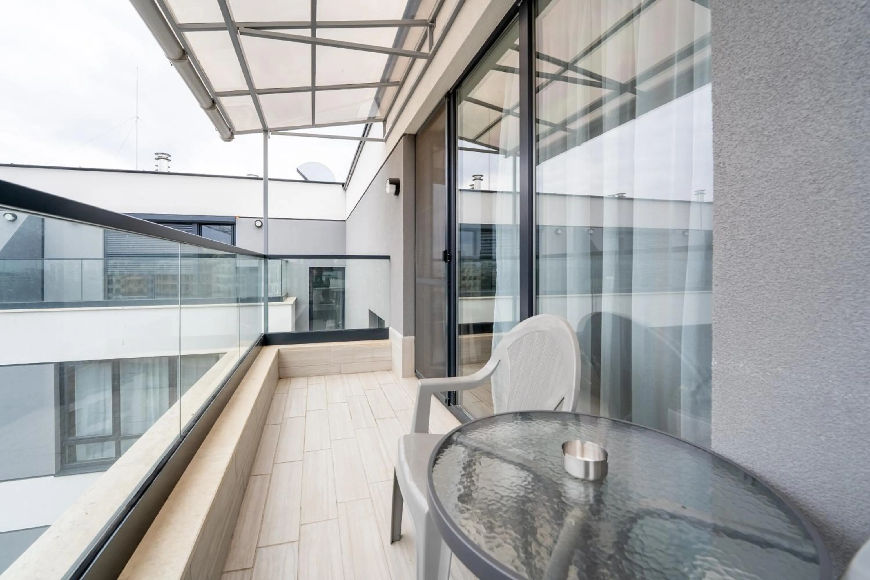 WOW studios for rent 2 bul Montevideo 25A - B