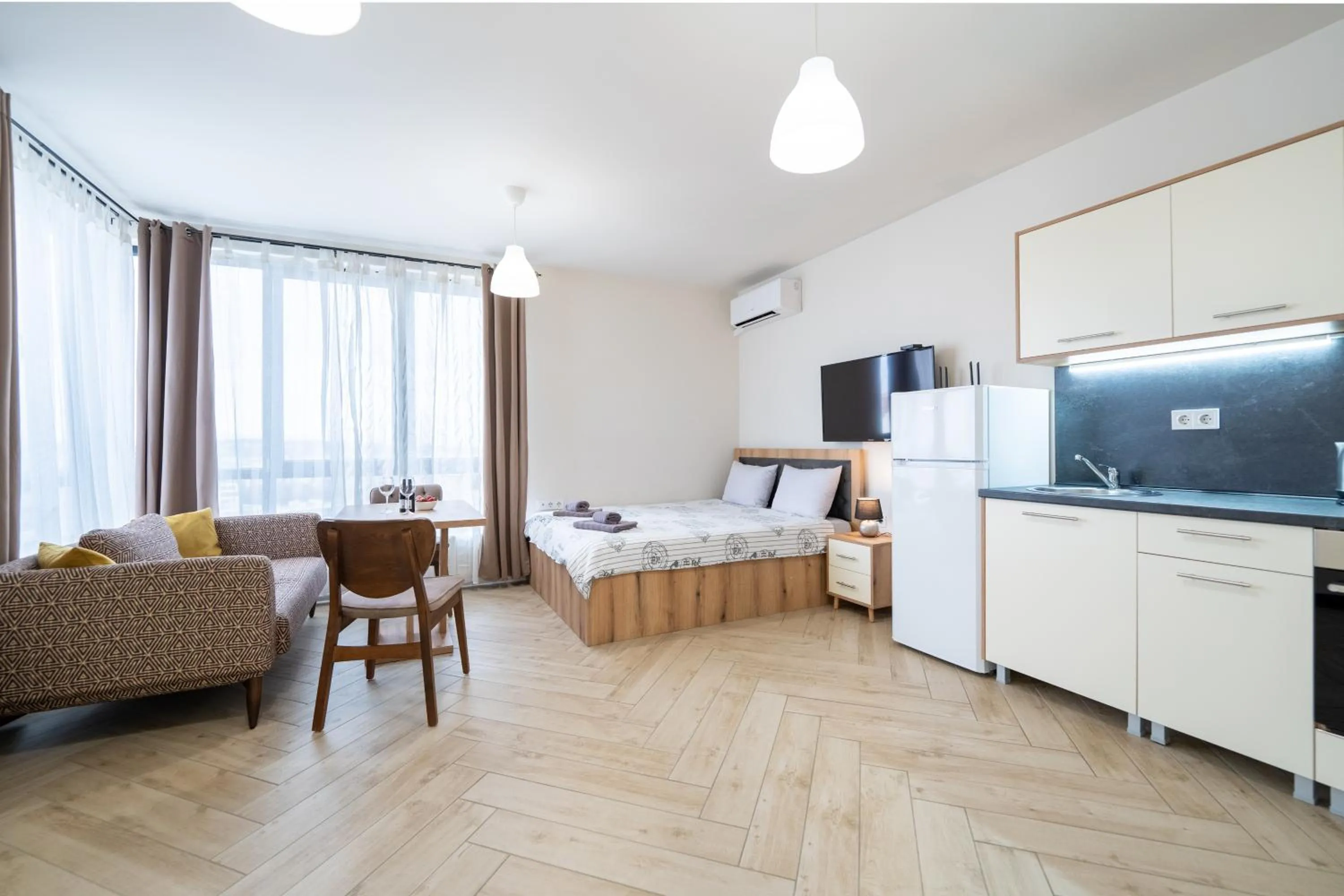 WOW studios for rent 2 bul Montevideo 25A - B
