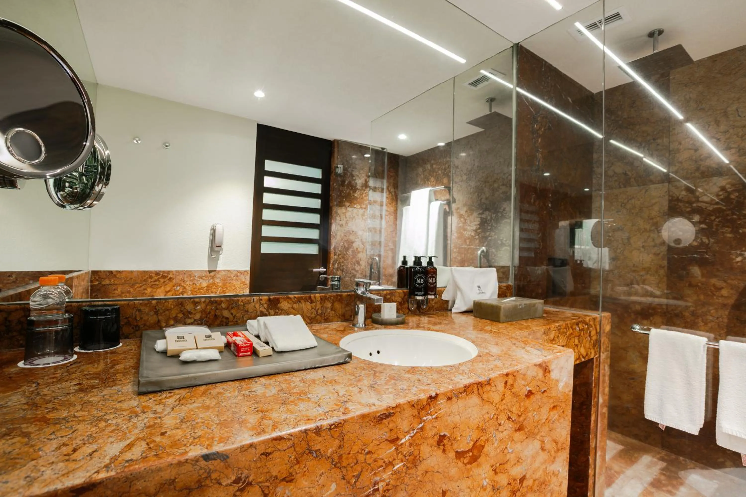 Bathroom in Camino Real Polanco Mexico