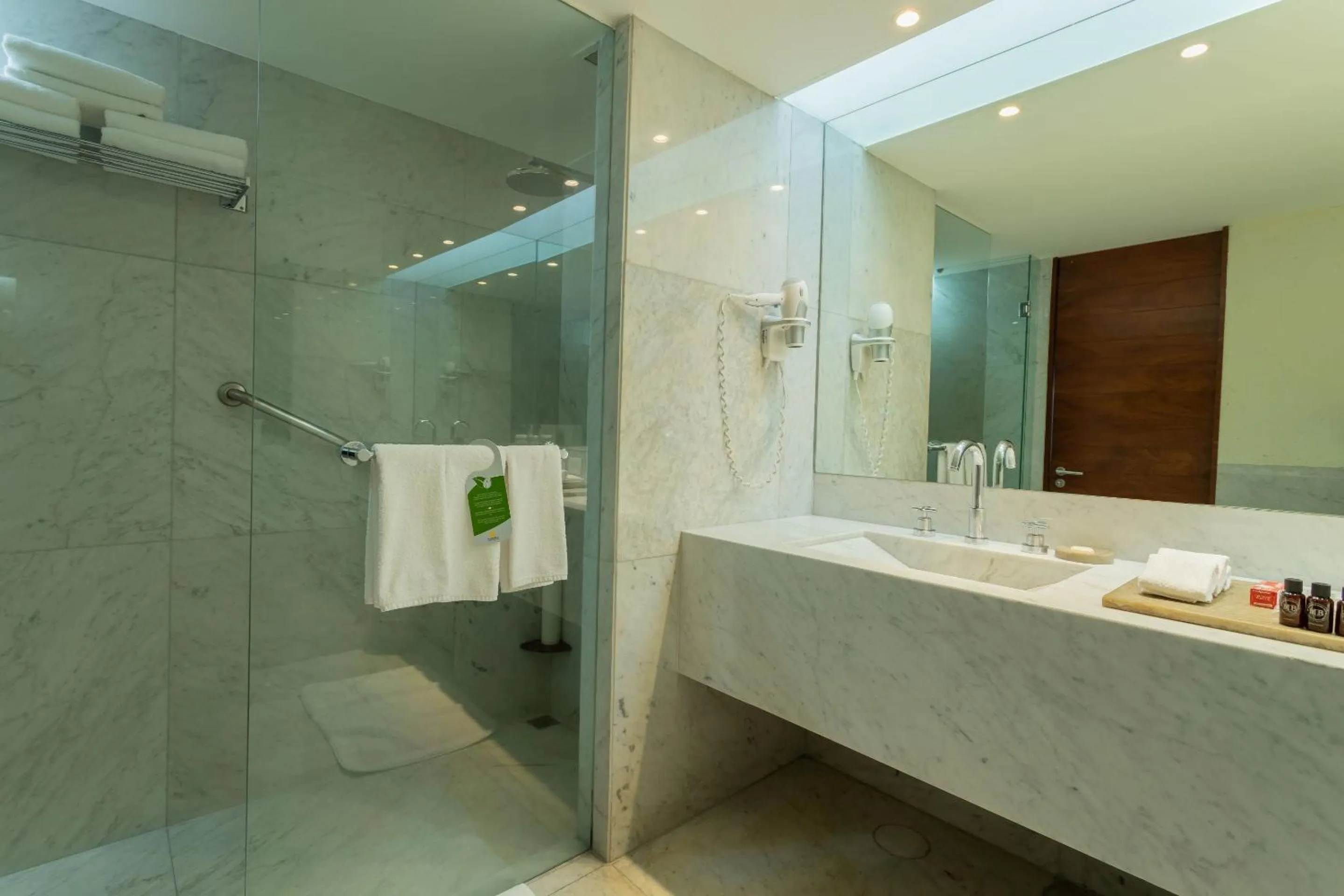 Bathroom in Camino Real Polanco Mexico