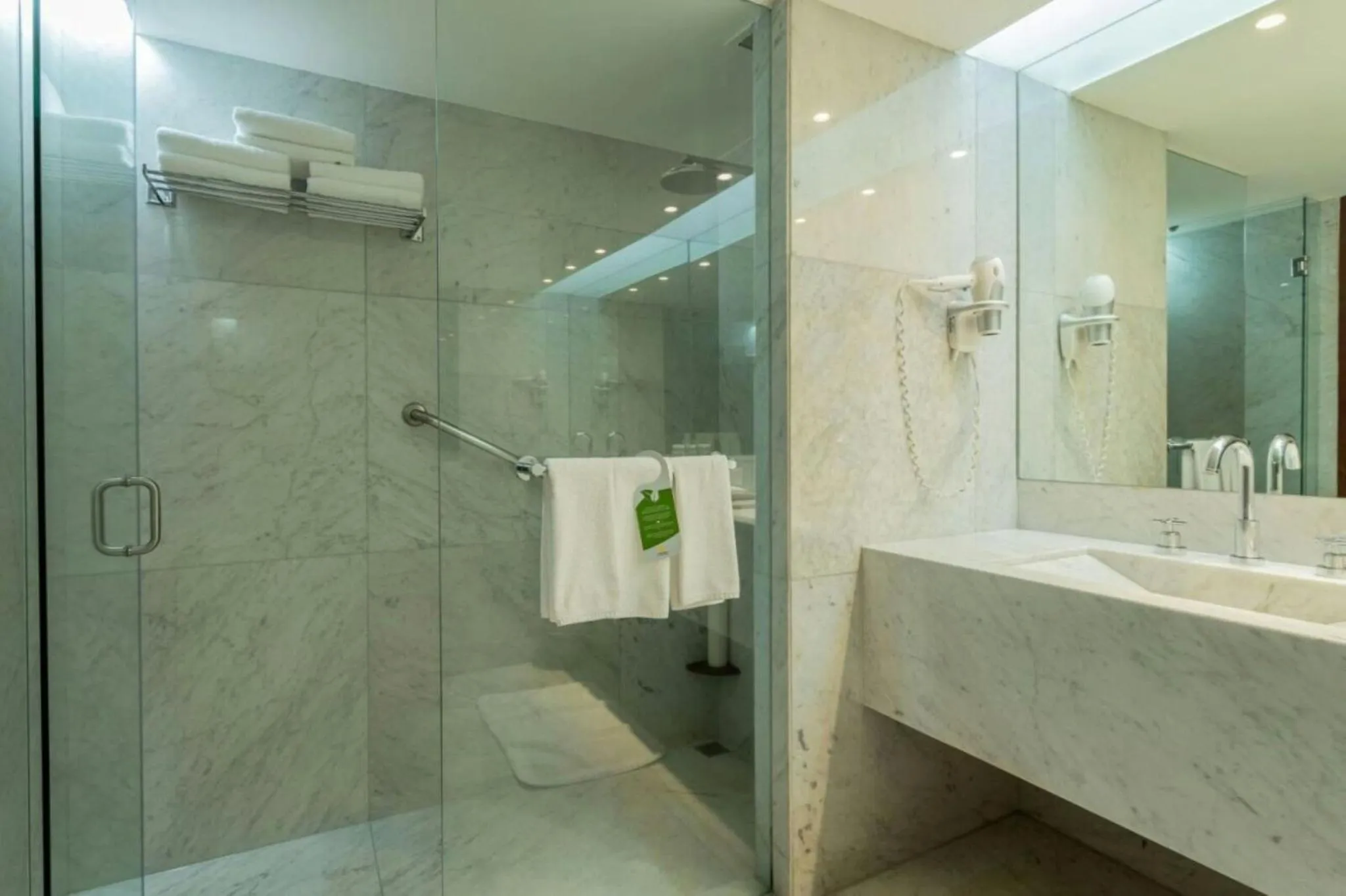 Bathroom in Camino Real Polanco Mexico