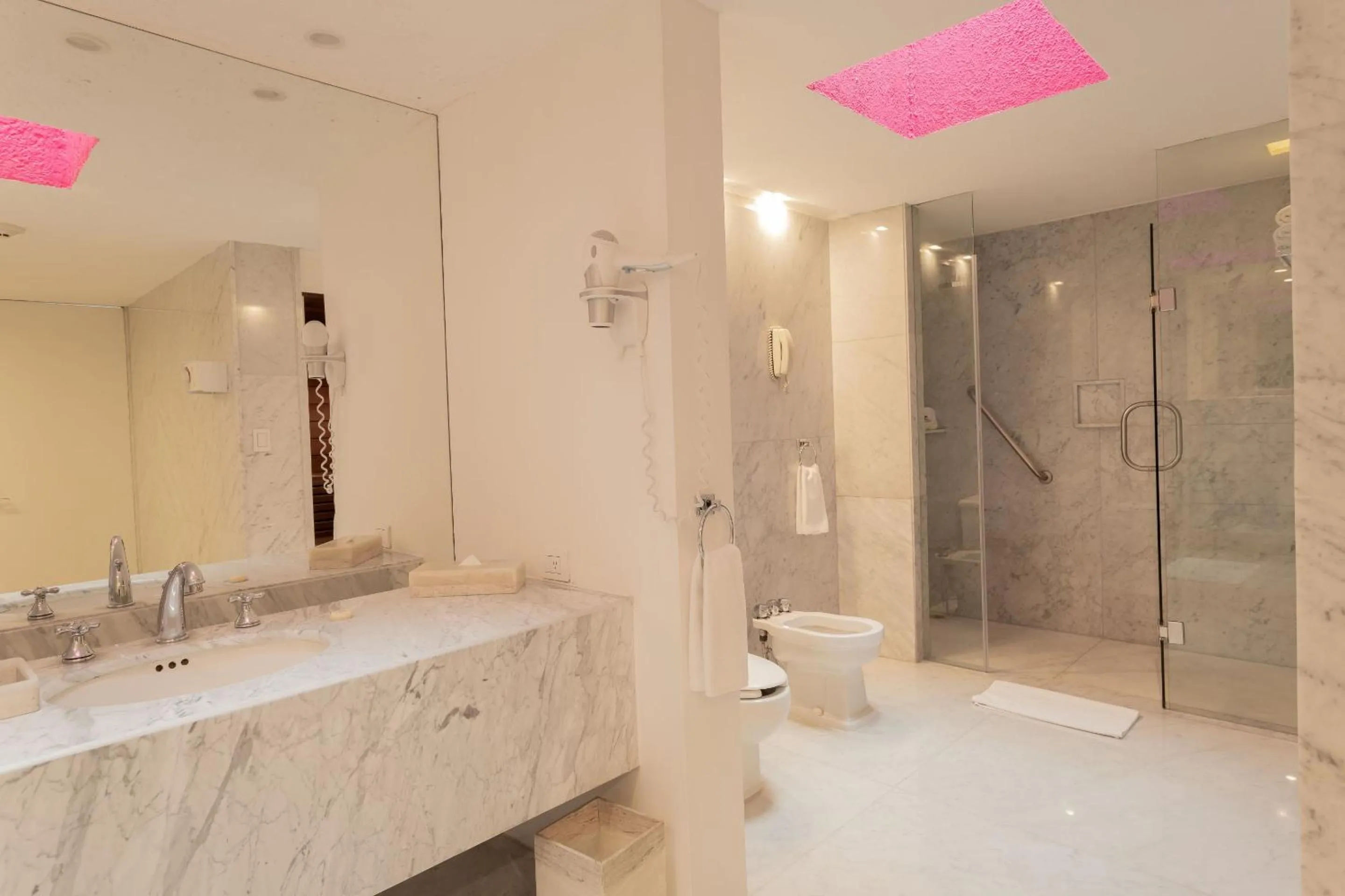 Bedroom in Camino Real Polanco Mexico