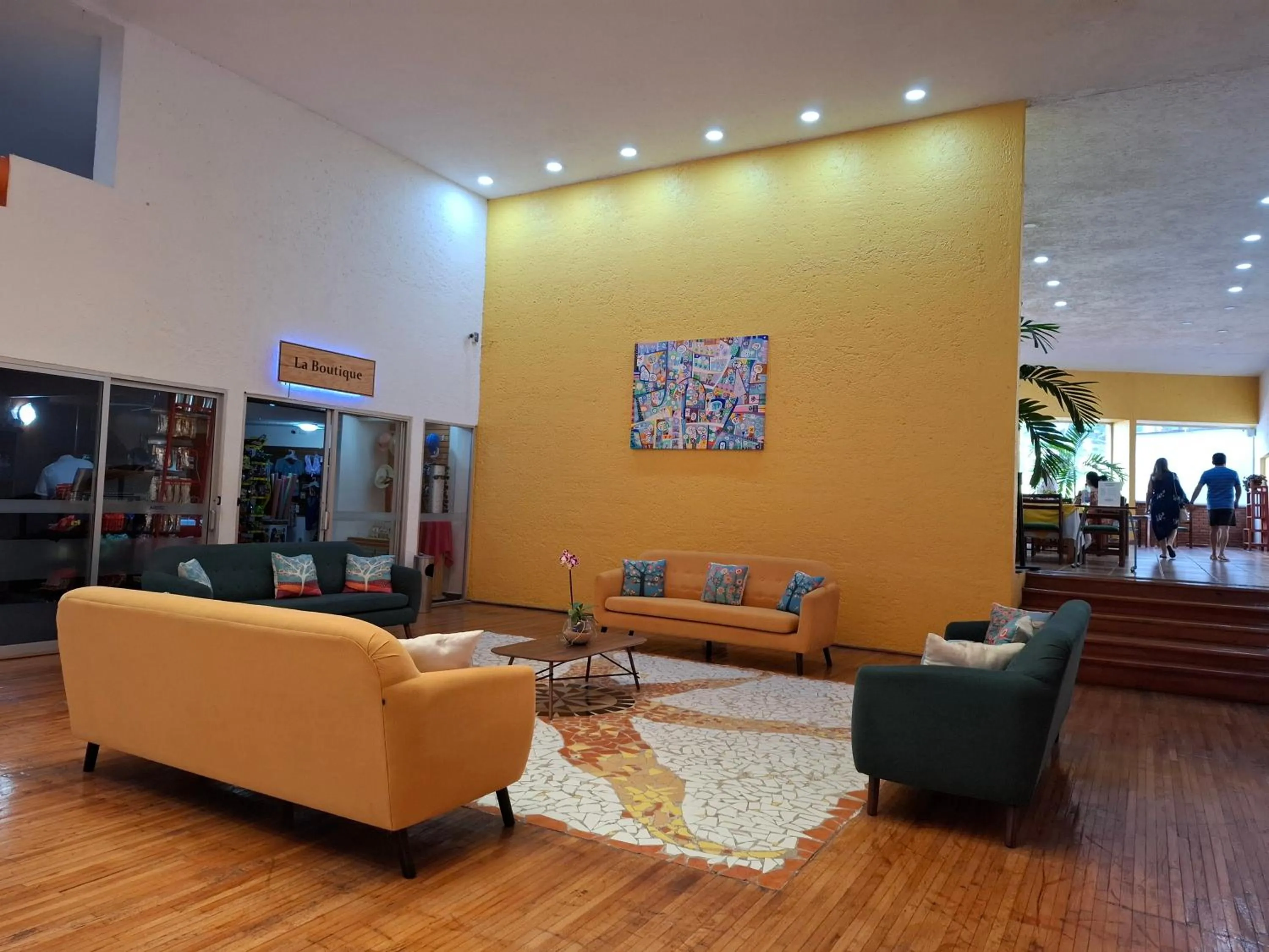 On-site shops in Hotel Aristos Cuernavaca